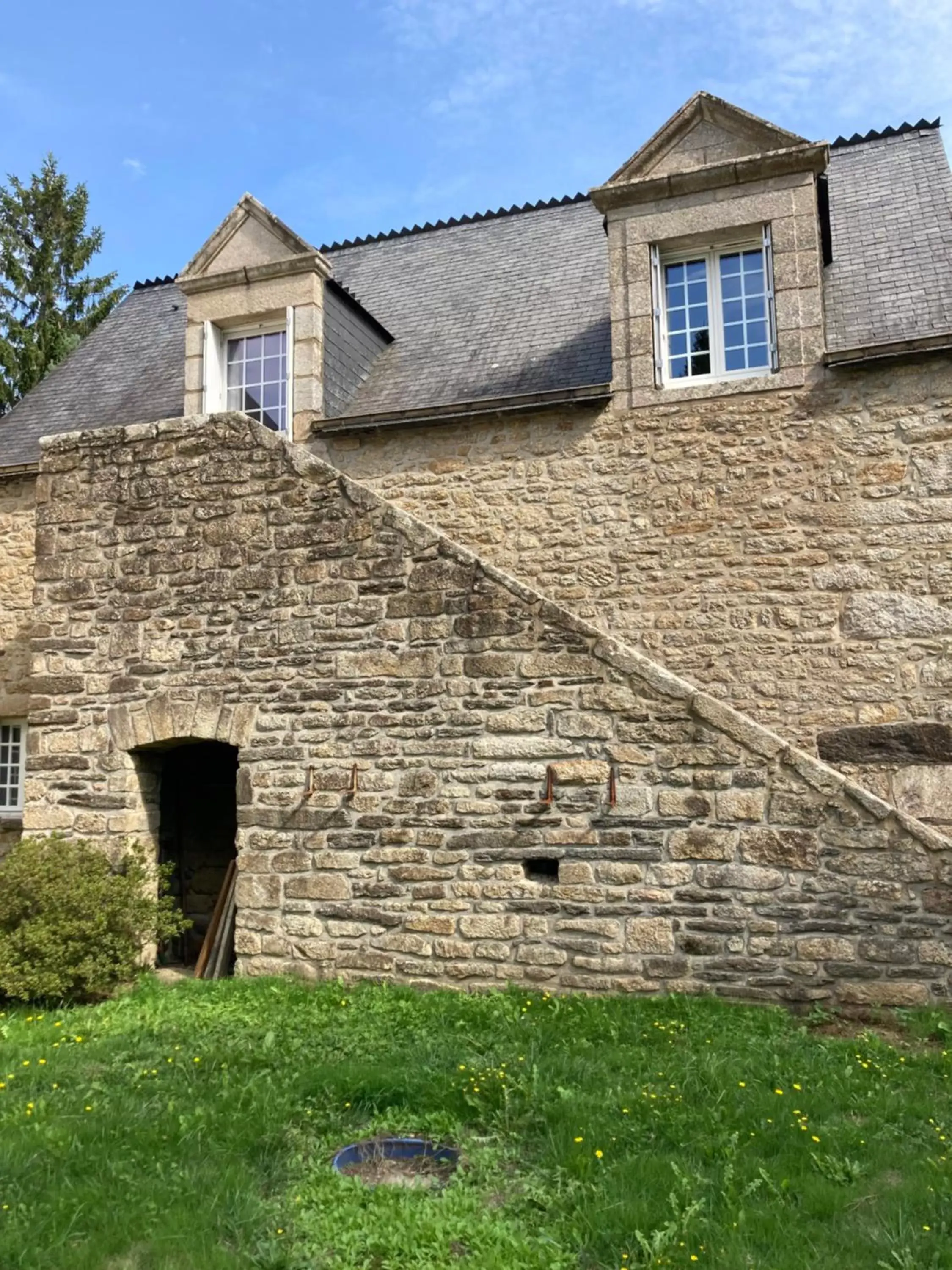 Facade/entrance, Property Building in Manoir de Saint-Fiacre