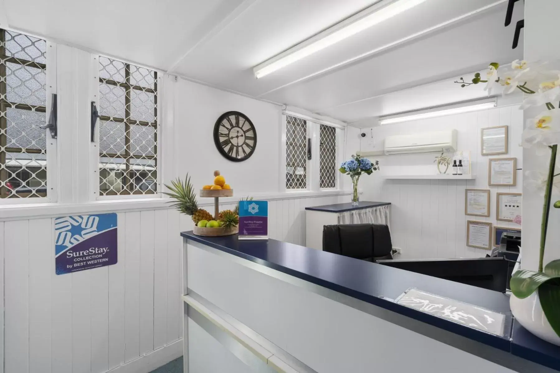 Lobby or reception in Caboolture Central Motor Inn, Sure Stay Collection by BW Lobby or reception in Caboolture Central Motor Inn, Sure Stay Collection by BW