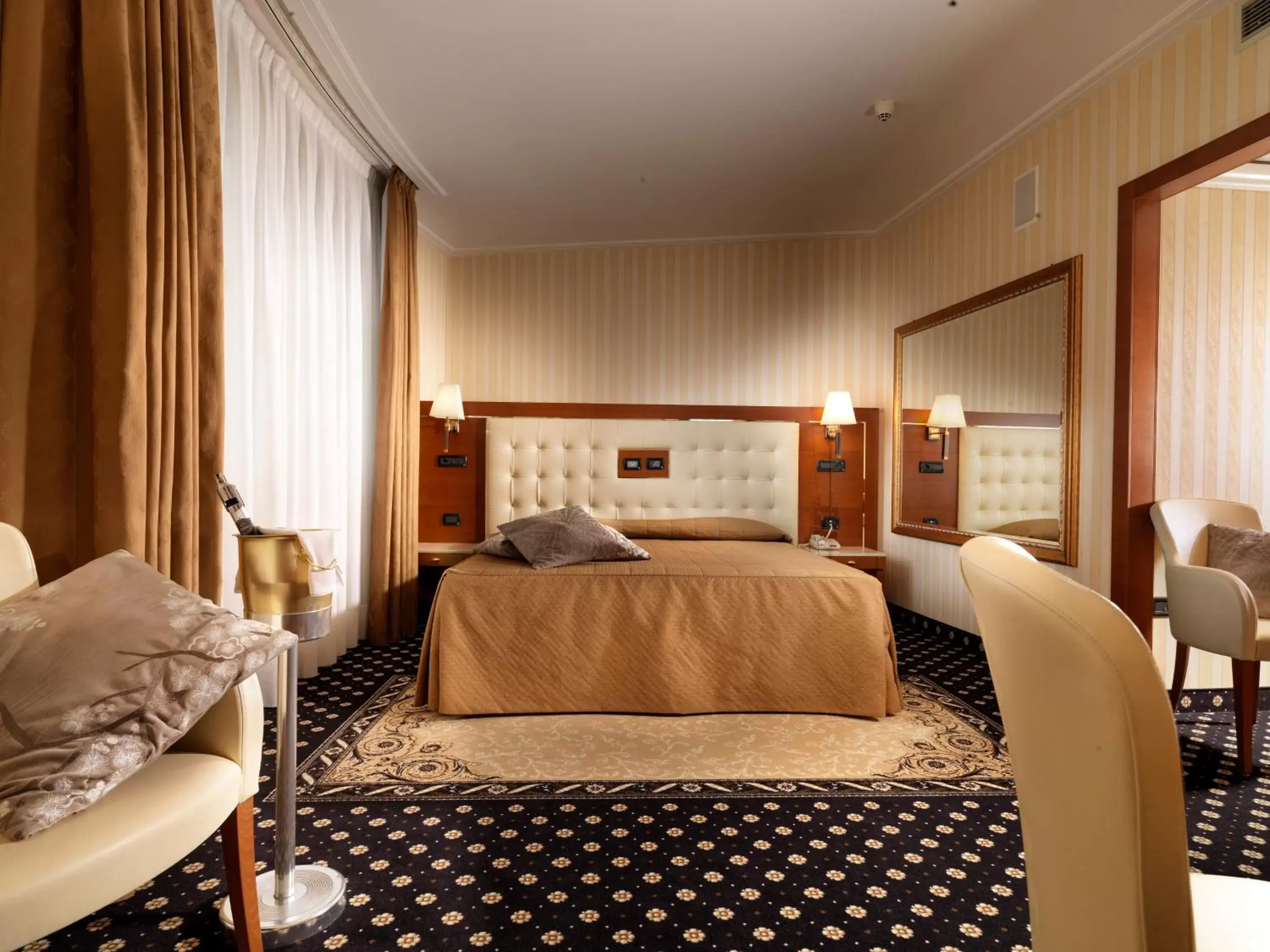 Bedroom, Bed in Hotel Ariston