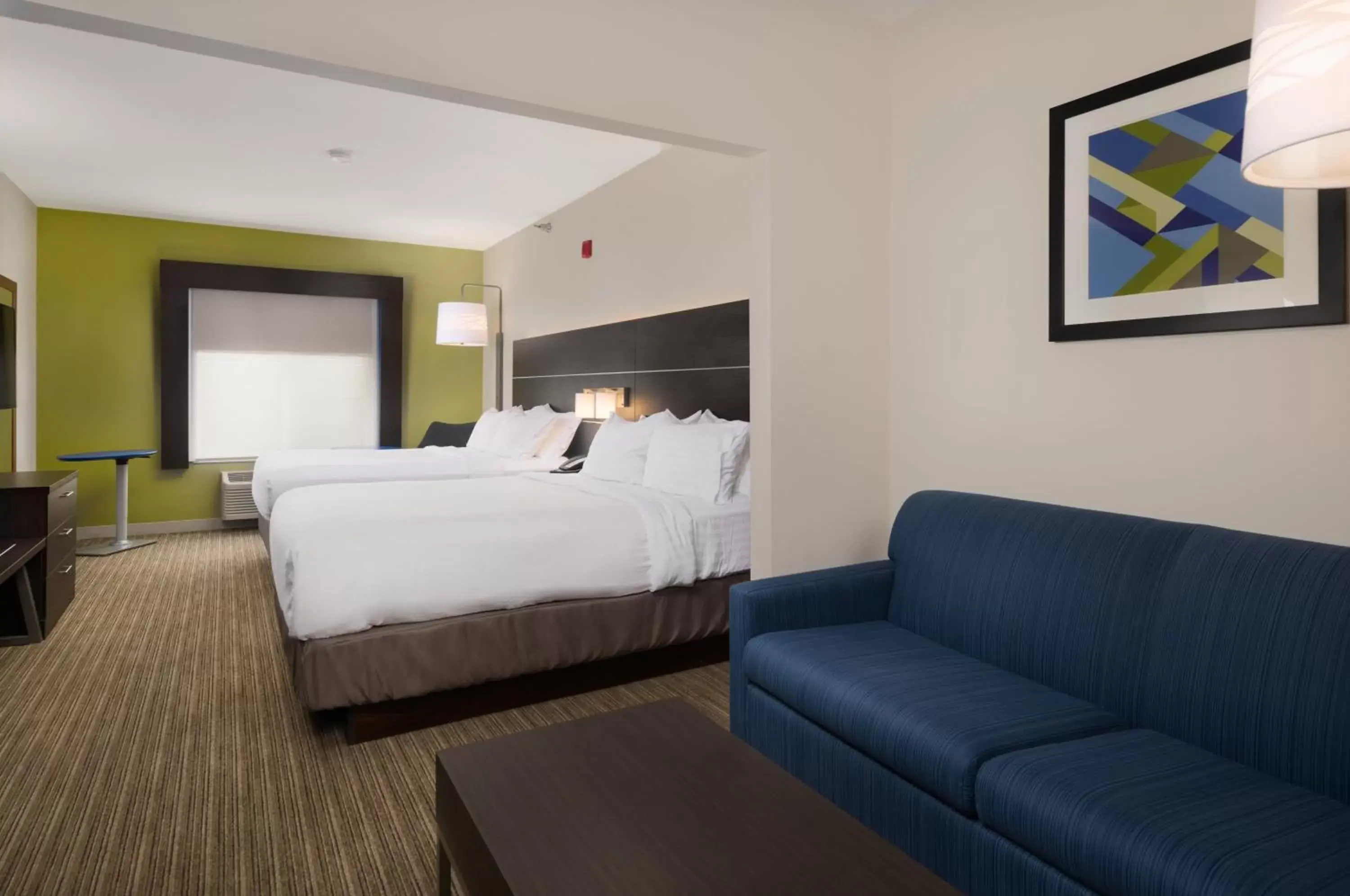 Photo of the whole room in Holiday Inn Express Independence - Kansas City, an IHG Hotel