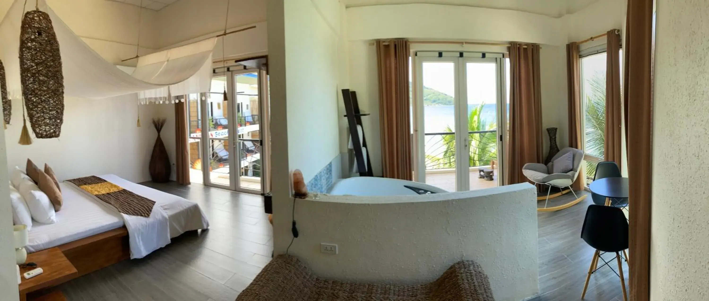 Photo of the whole room in Sunset At Aninuan Beach Resort