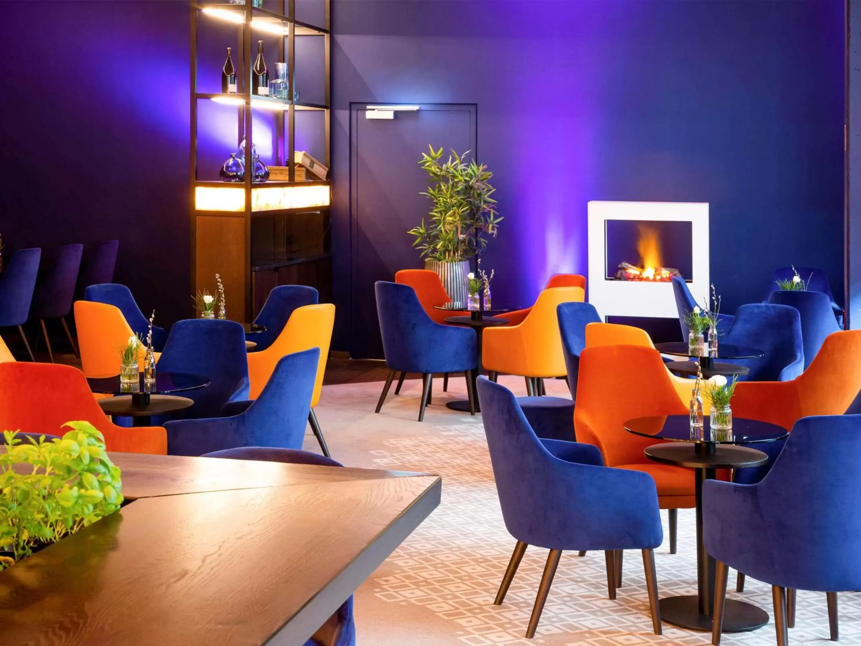 Lounge or bar, Restaurant/Places to Eat in Mercure Hotel MOA Berlin