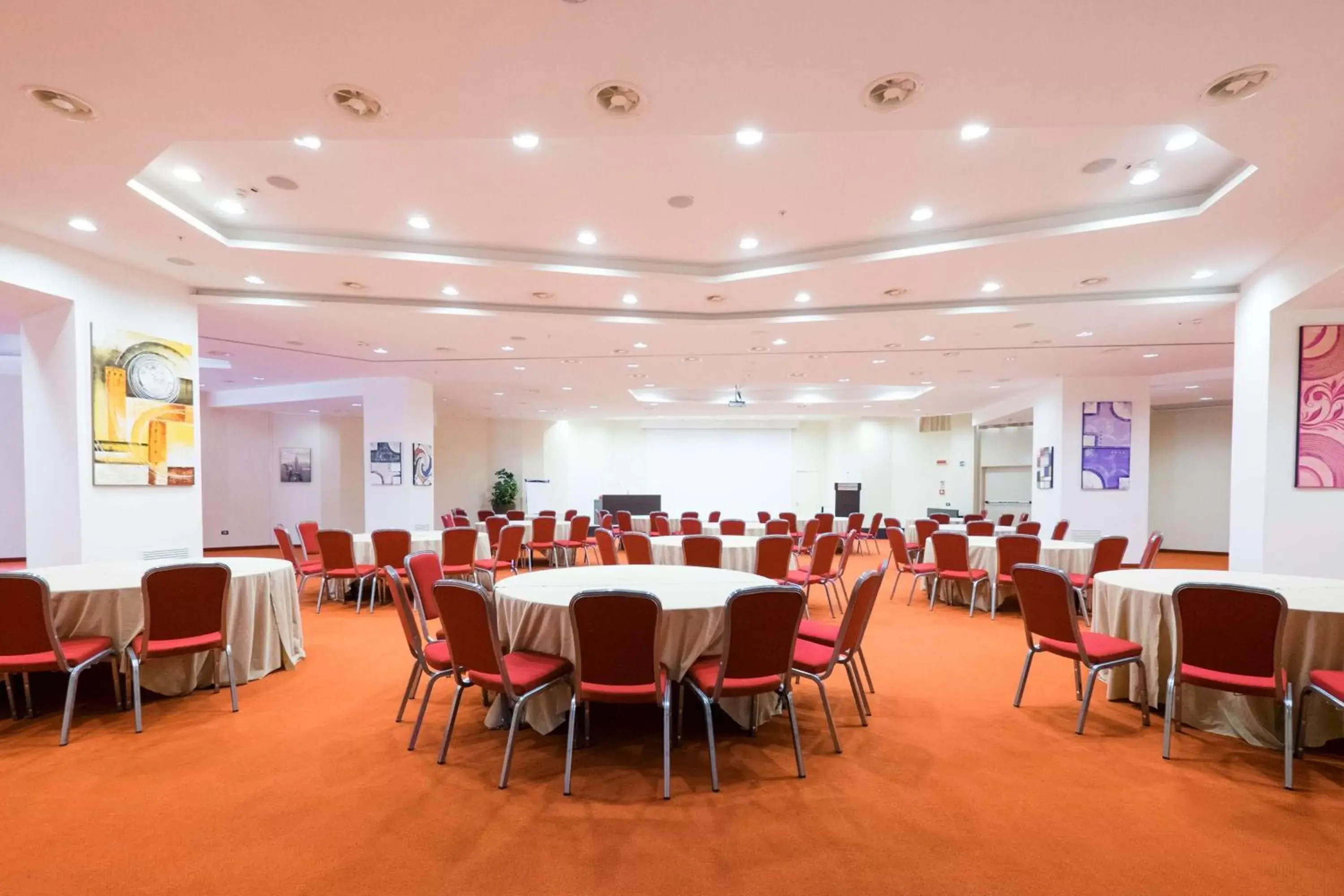 Meeting/conference room, Restaurant/Places to Eat in Hilton Garden Inn Lecce
