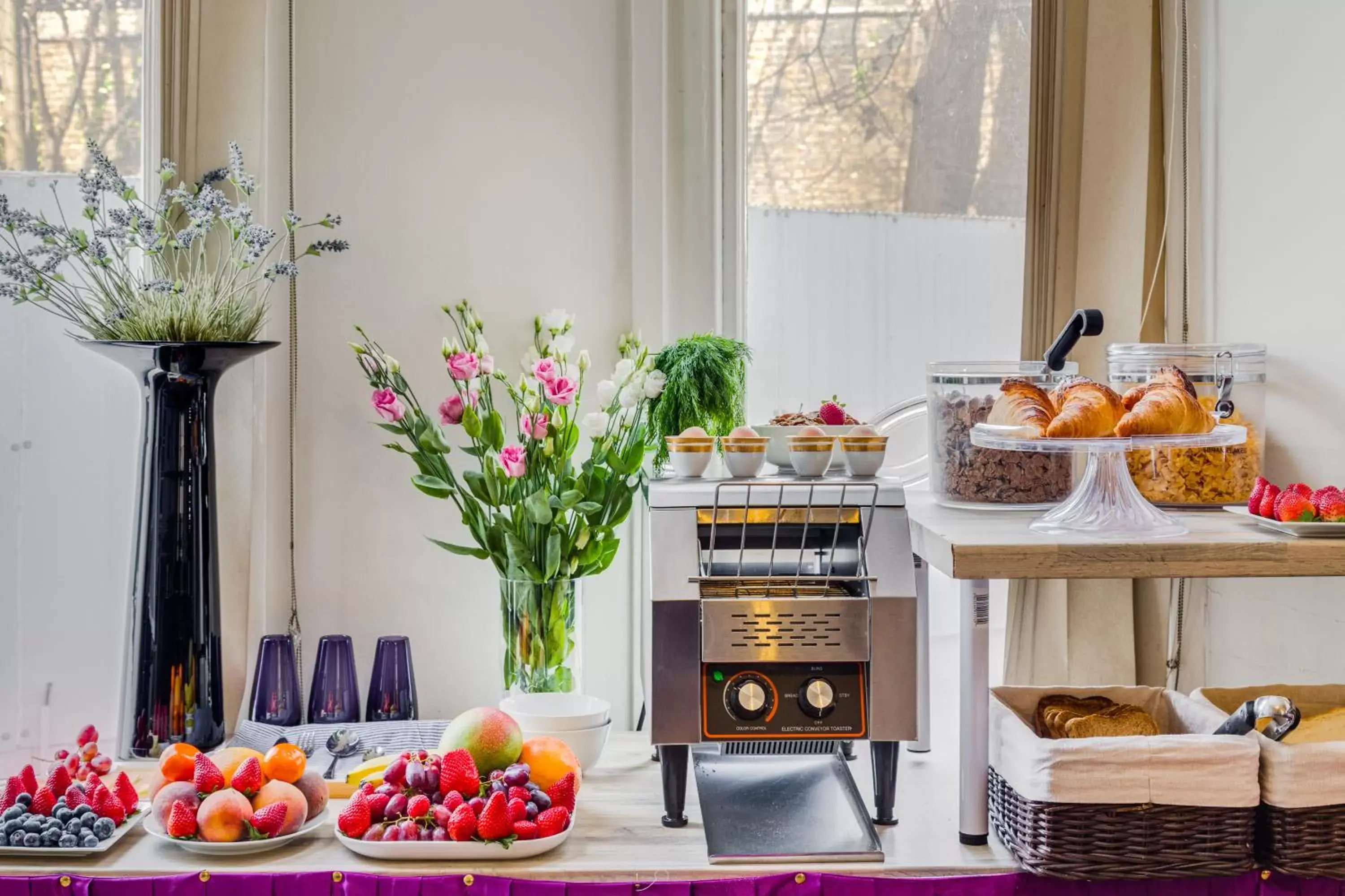 Restaurant/places to eat in 1 Lexham Gardens Hotel Restaurant/places to eat in 1 Lexham Gardens Hotel