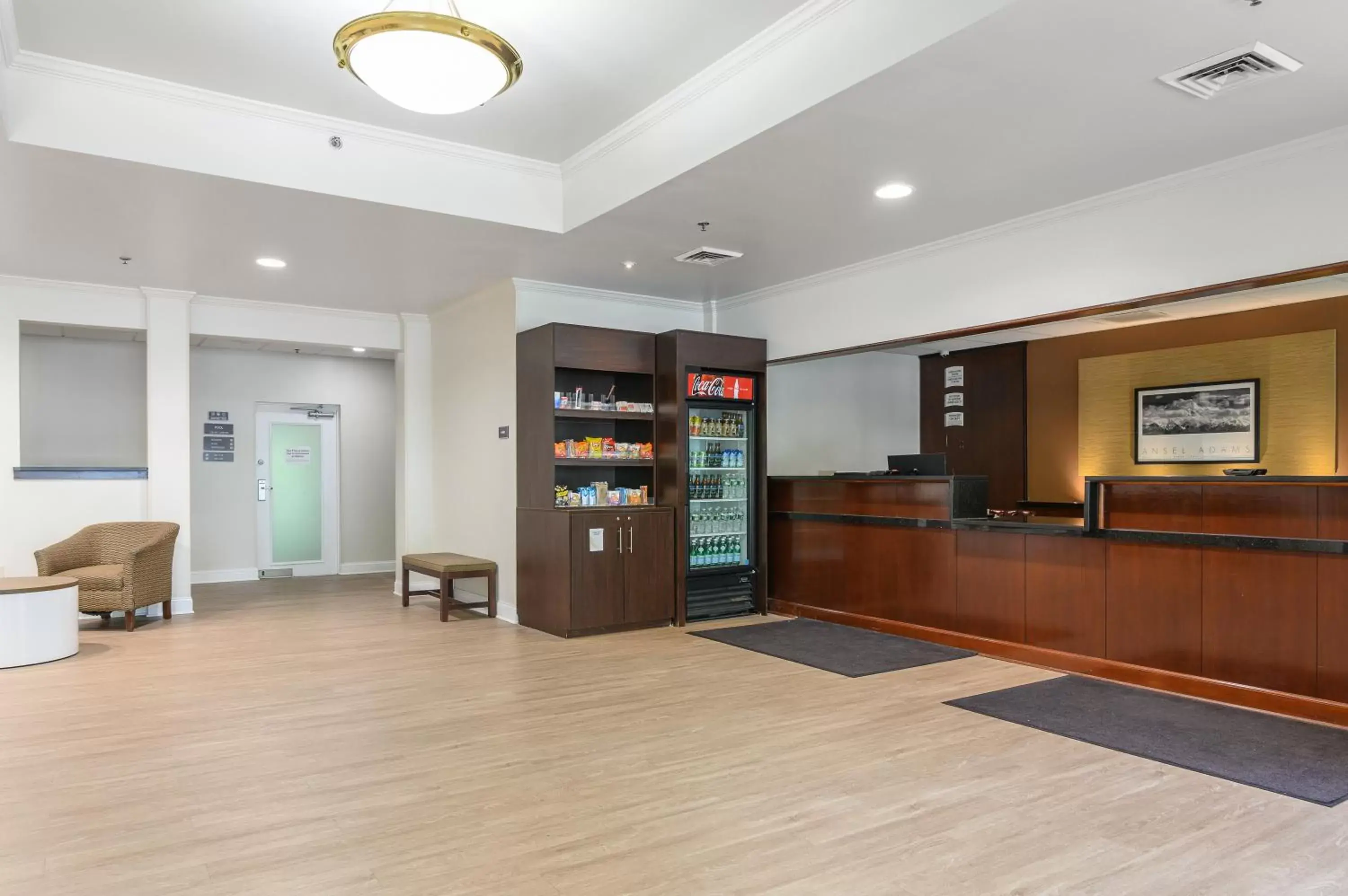 Lobby or reception, Lobby/Reception in Hotel 44 North Freeport Brunswick
