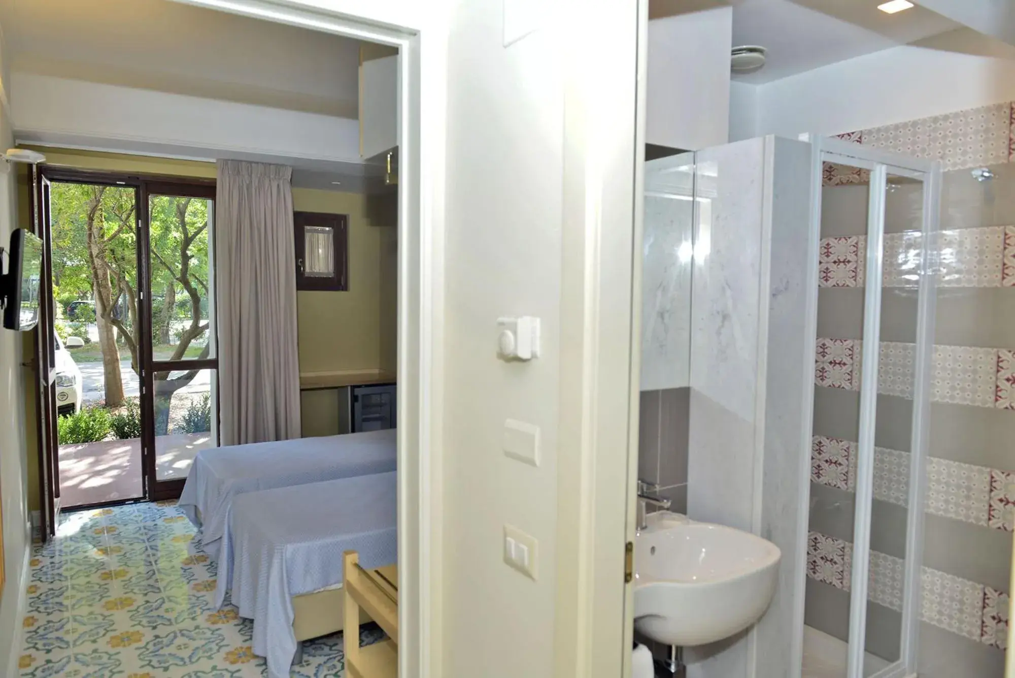 Photo of the whole room, Bathroom in Hotel Zeus