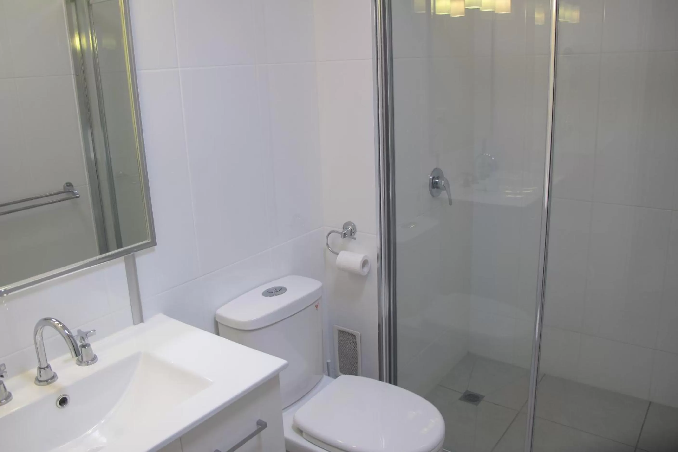 Toilet in Spring Hill Mews Apartments