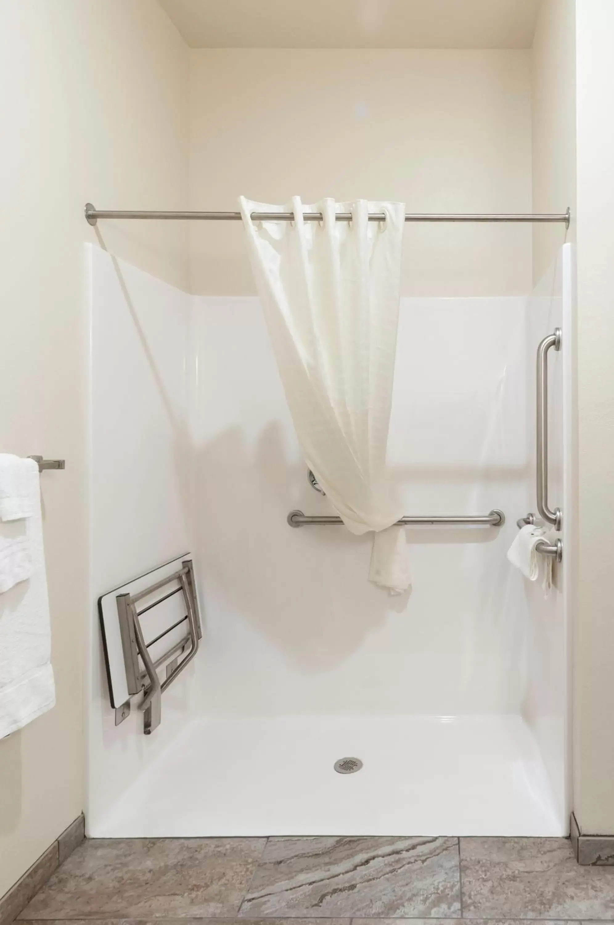 Bathroom in Cobblestone Hotel & Suites - Janesville
