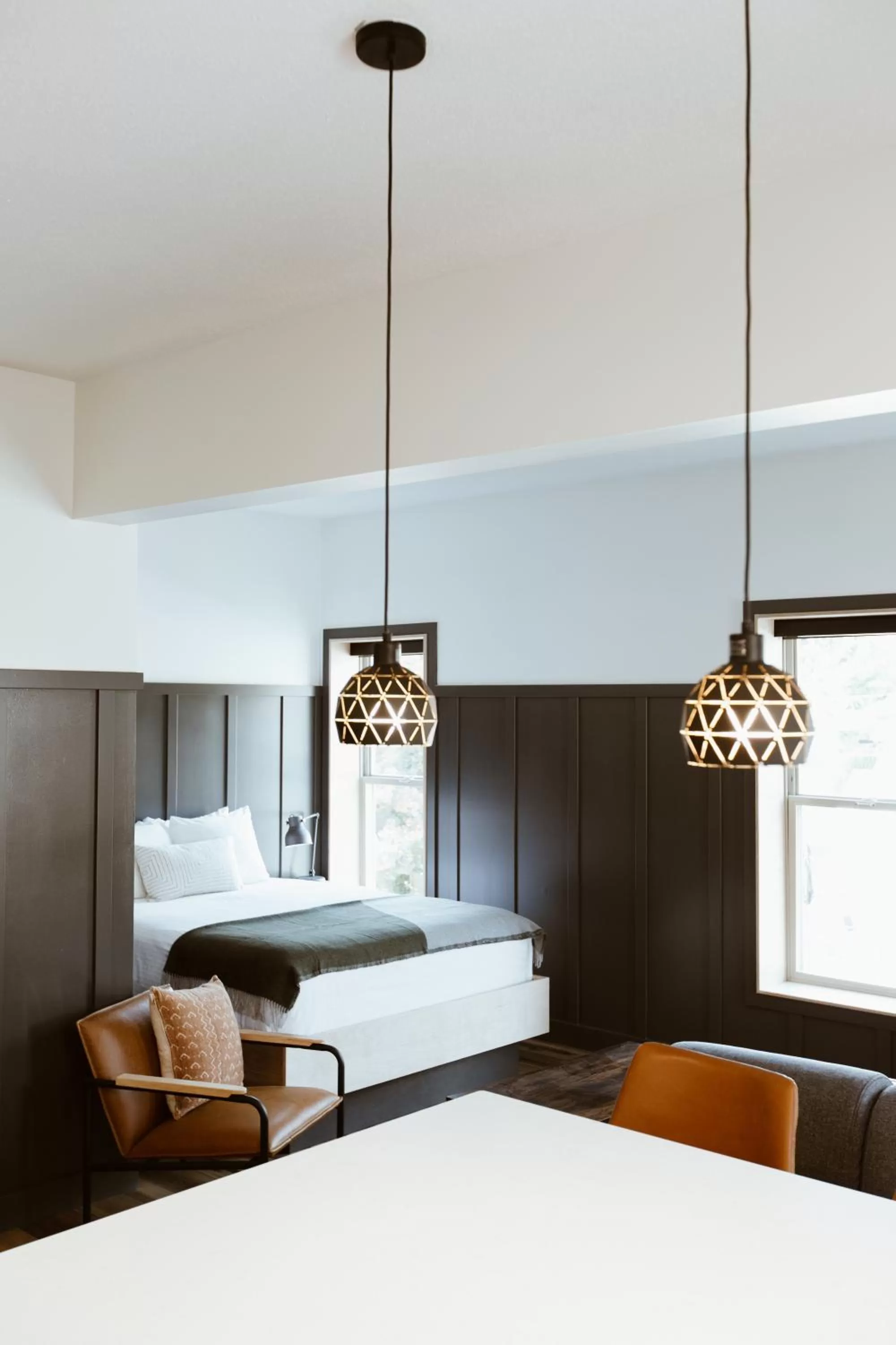 Bed in The Flying Steamshovel Inn