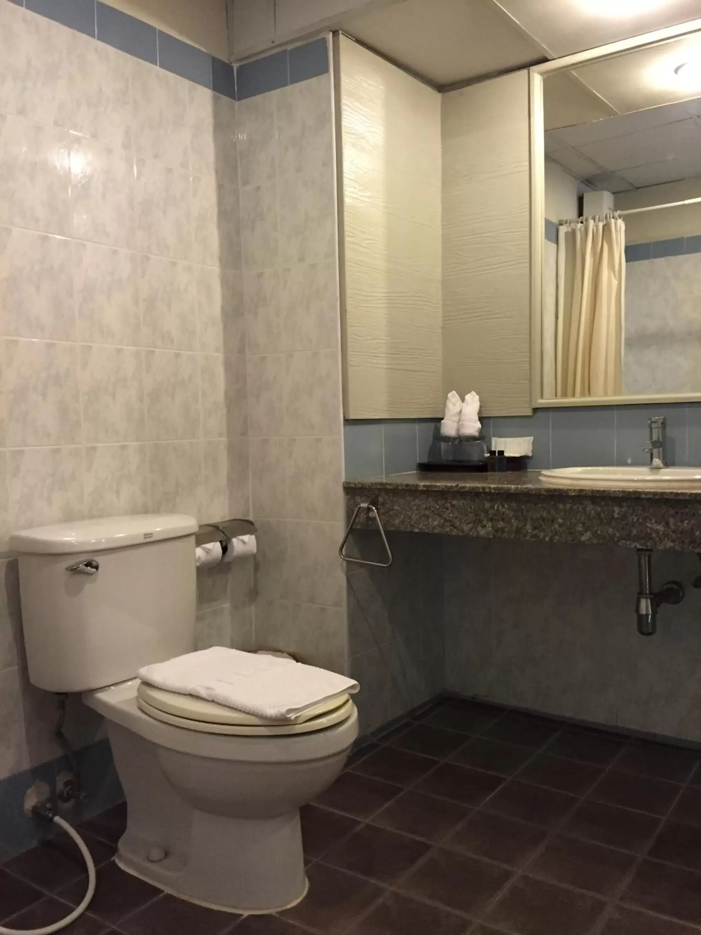 Toilet, Bathroom in Royal Peninsula Hotel Chiangmai