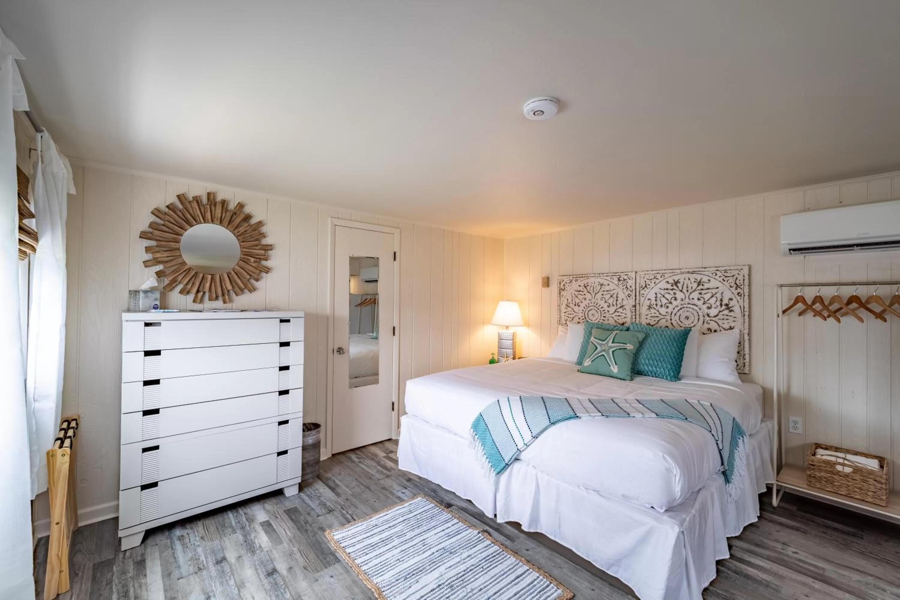 Bed in Ocean Glass Inn