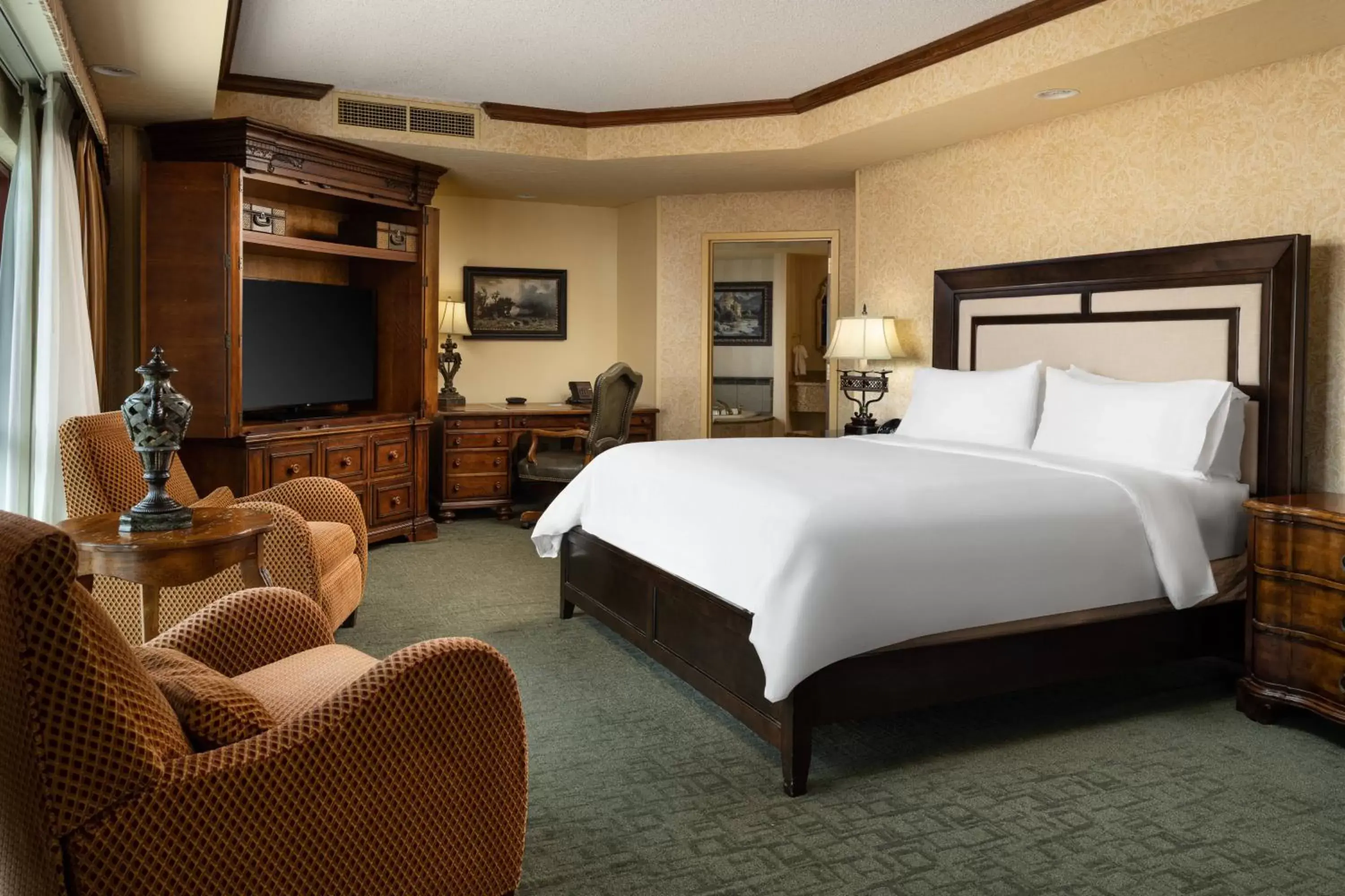 Bedroom in Renaissance Tulsa Hotel & Convention Center