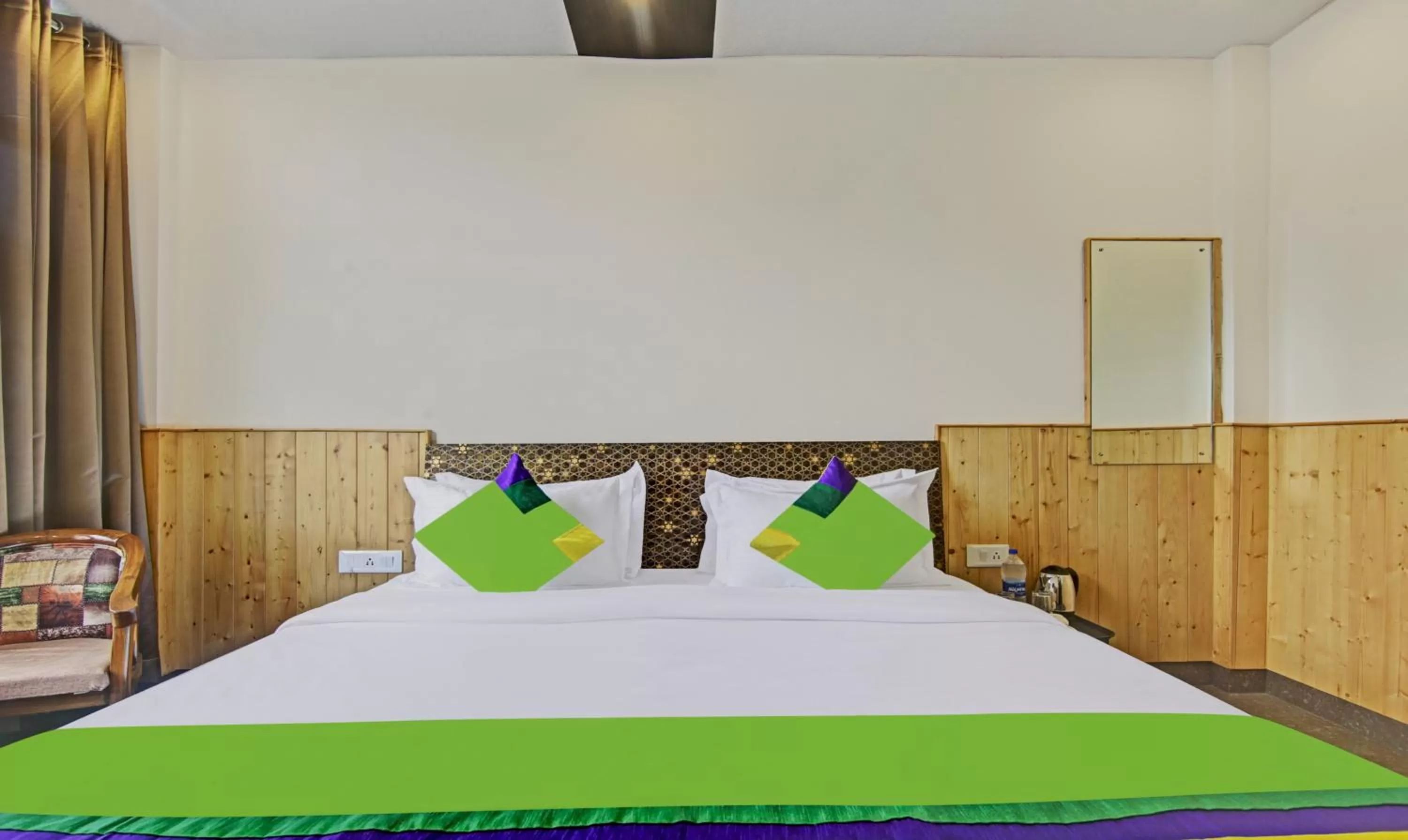 Deluxe Double Room in Treebo Srishti Vaikunth With Mountain View