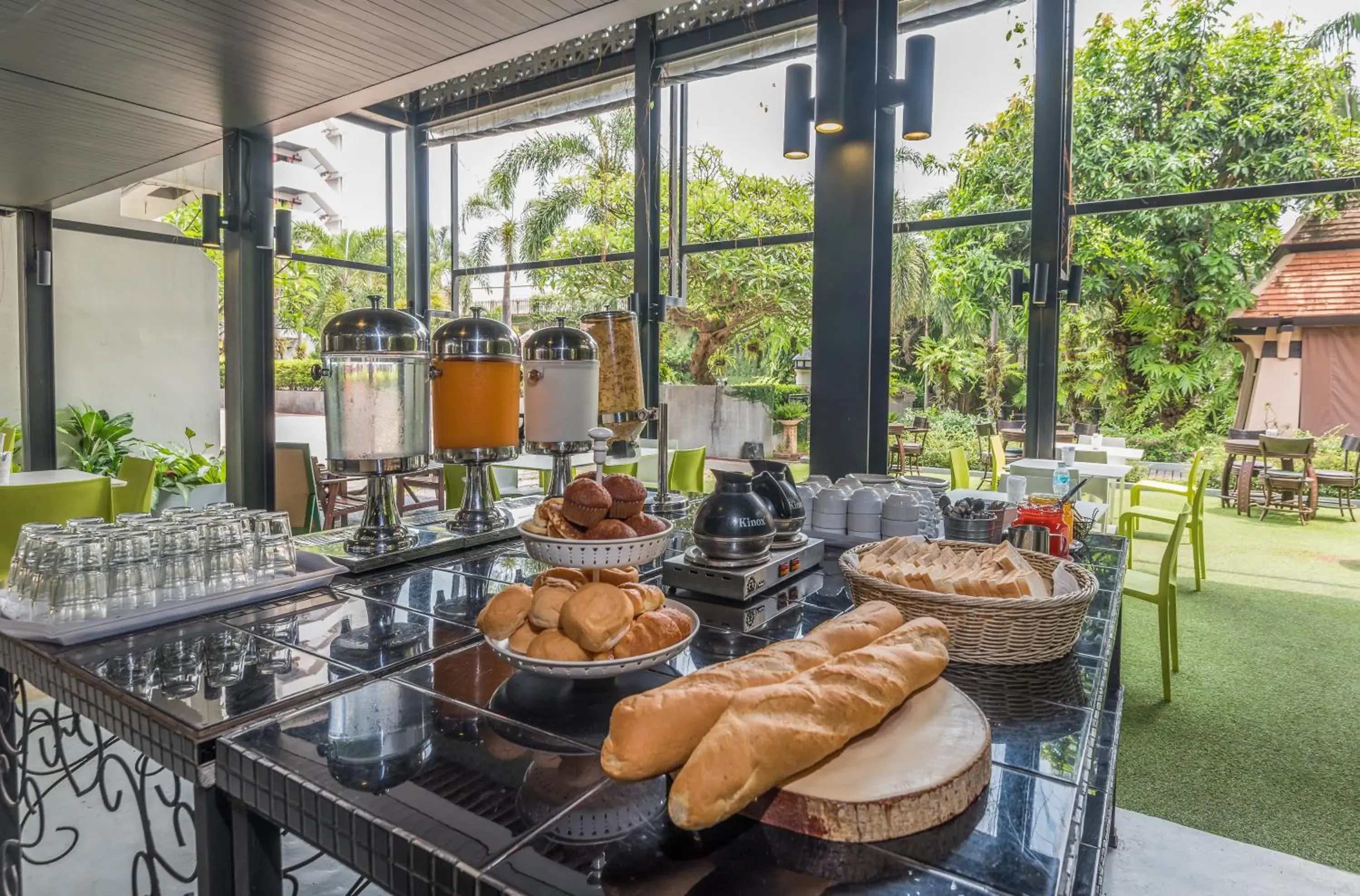 Coffee/tea facilities in Lantana Pattaya Hotel (SHA Extra Plus)