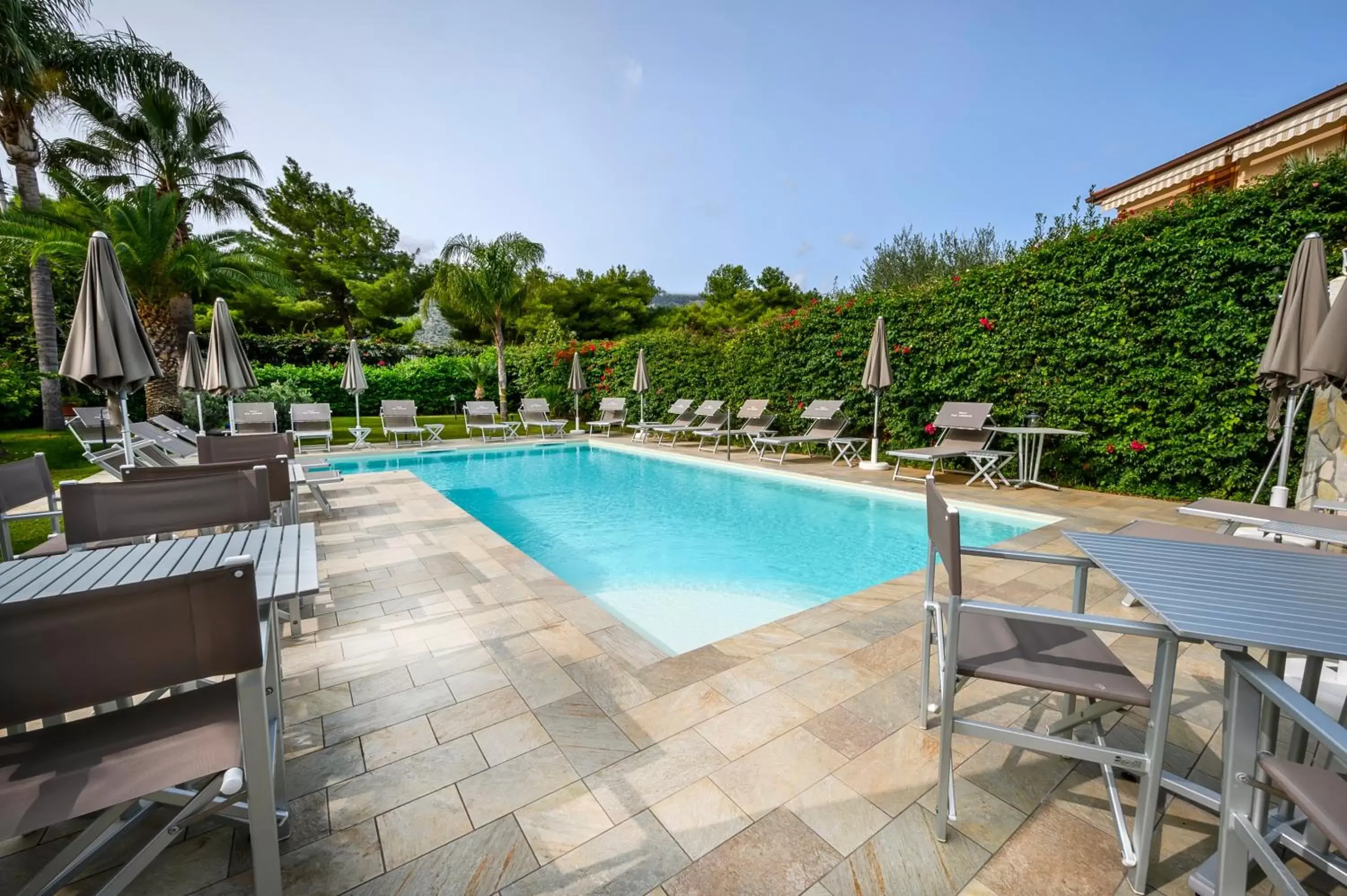 Swimming Pool in VILLA SAN LORENZO ROOM SUITE & RESTAURANT