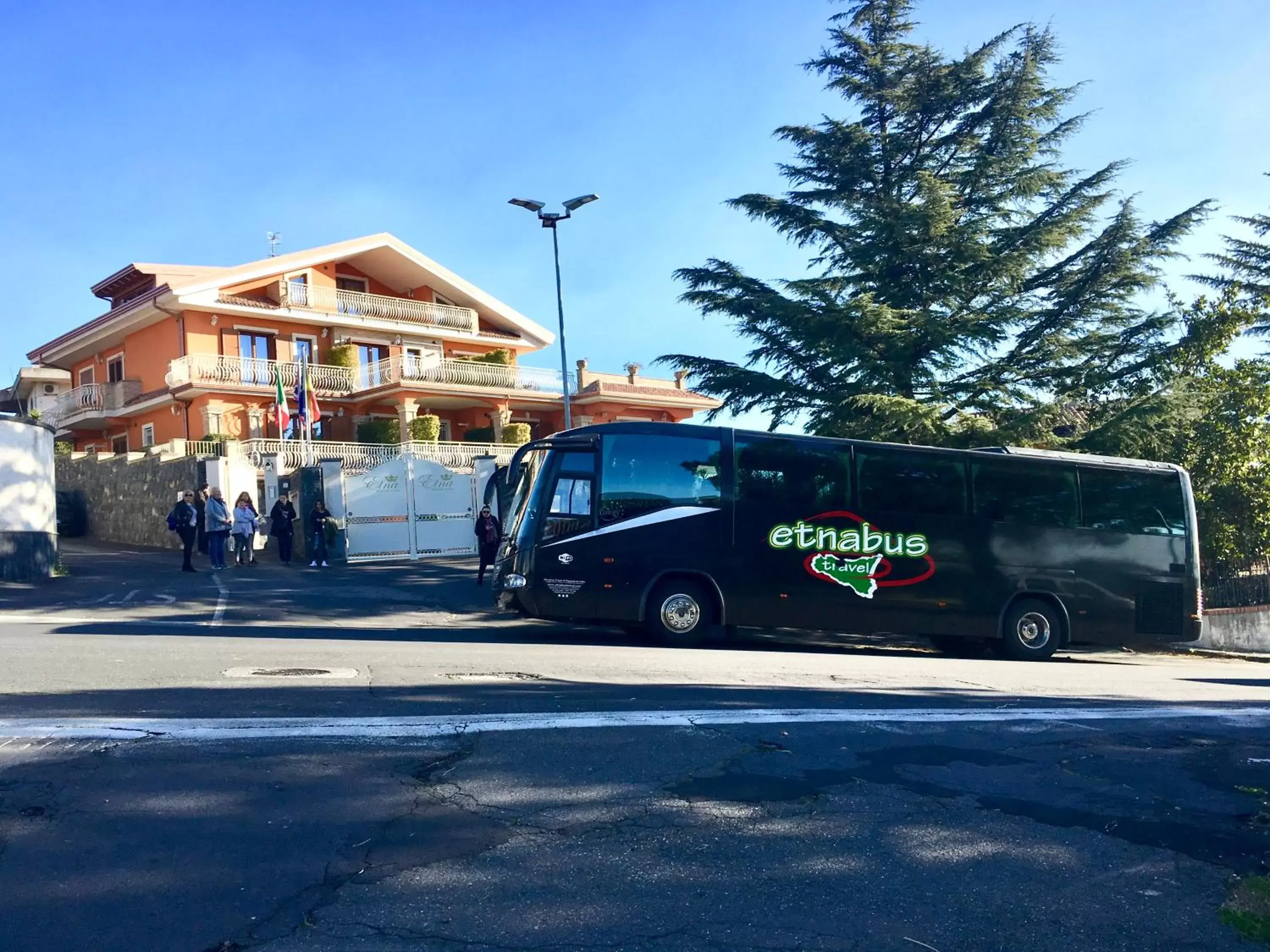 Facade/entrance in Etna Royal View Facade/entrance in Etna Royal View
