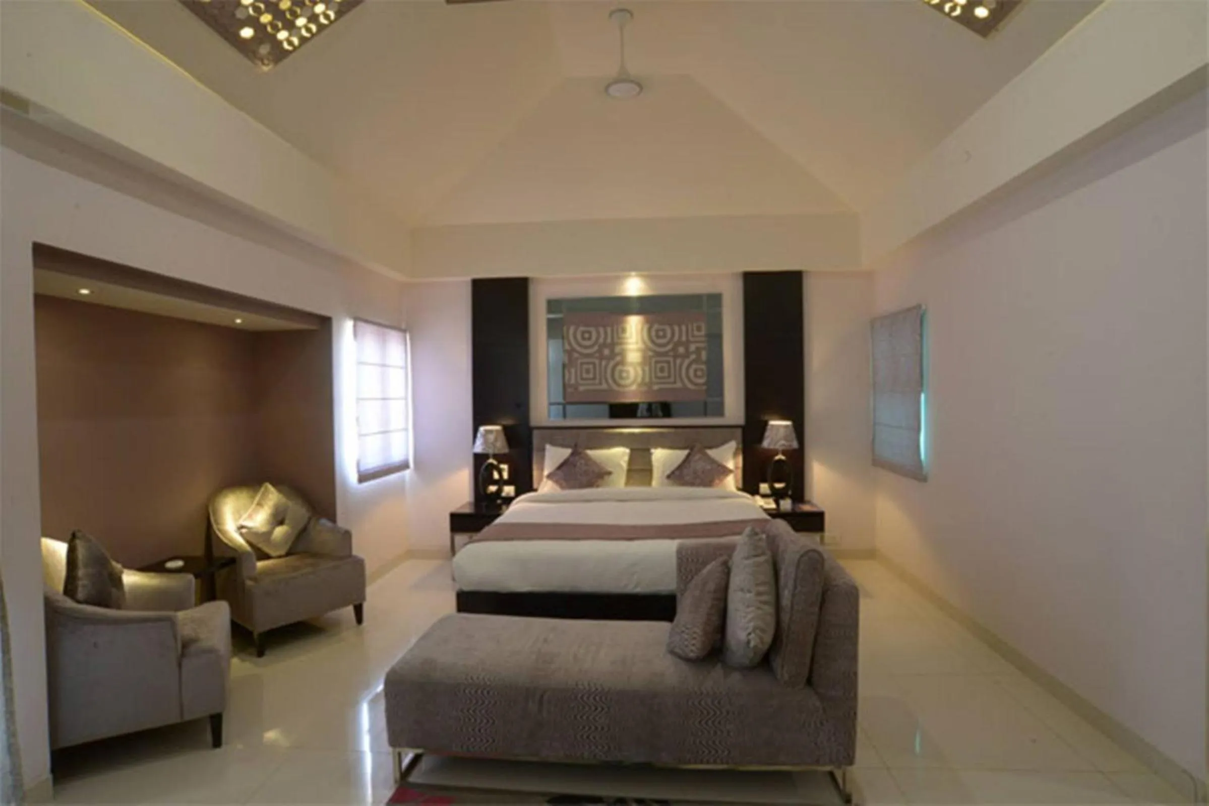 Bedroom, Seating Area in Regenta Resort Bhuj by Royal Orchid Hotels Limited