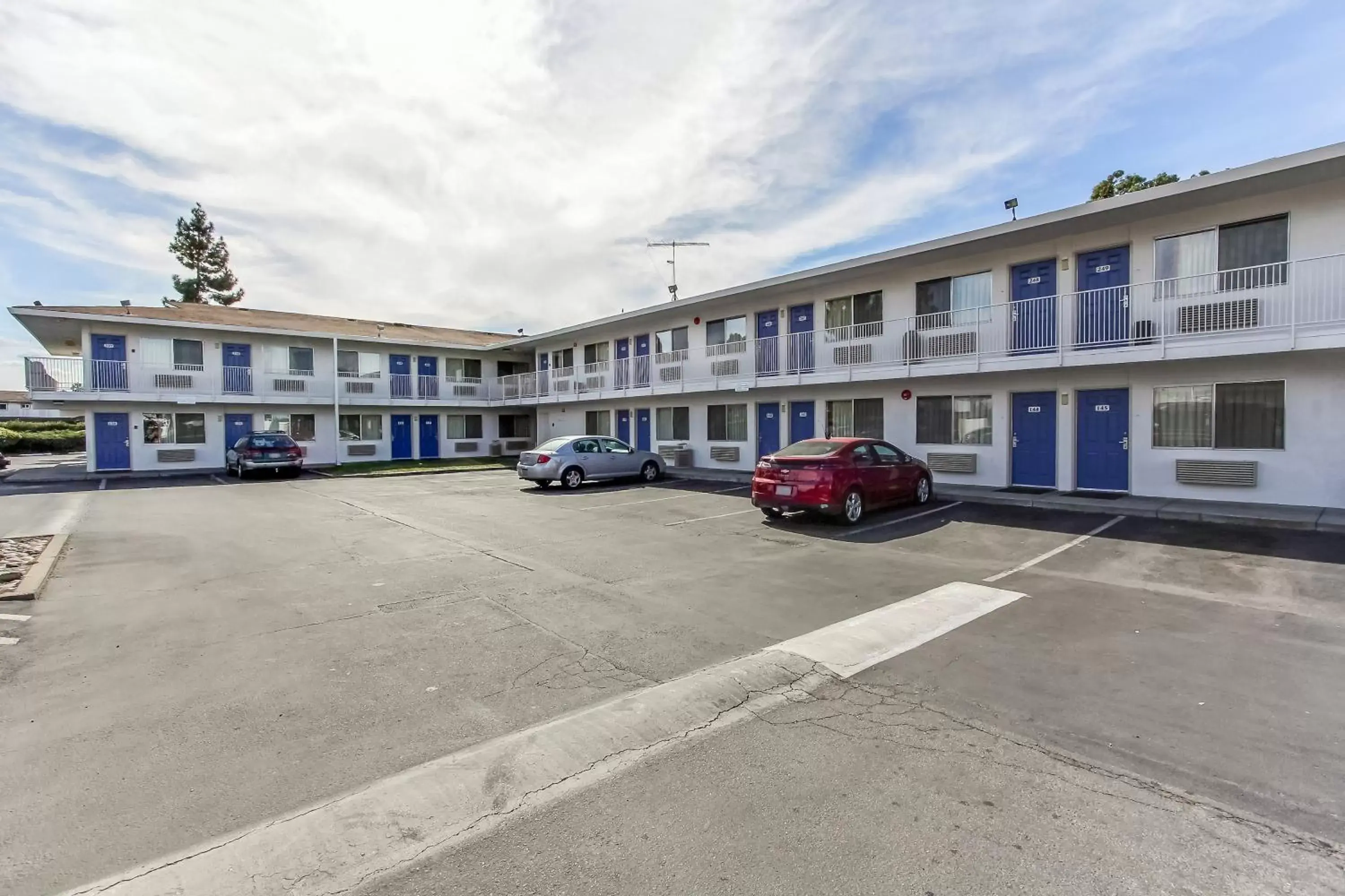 Facade/entrance, Property Building in Motel 6-Santa Clara, CA