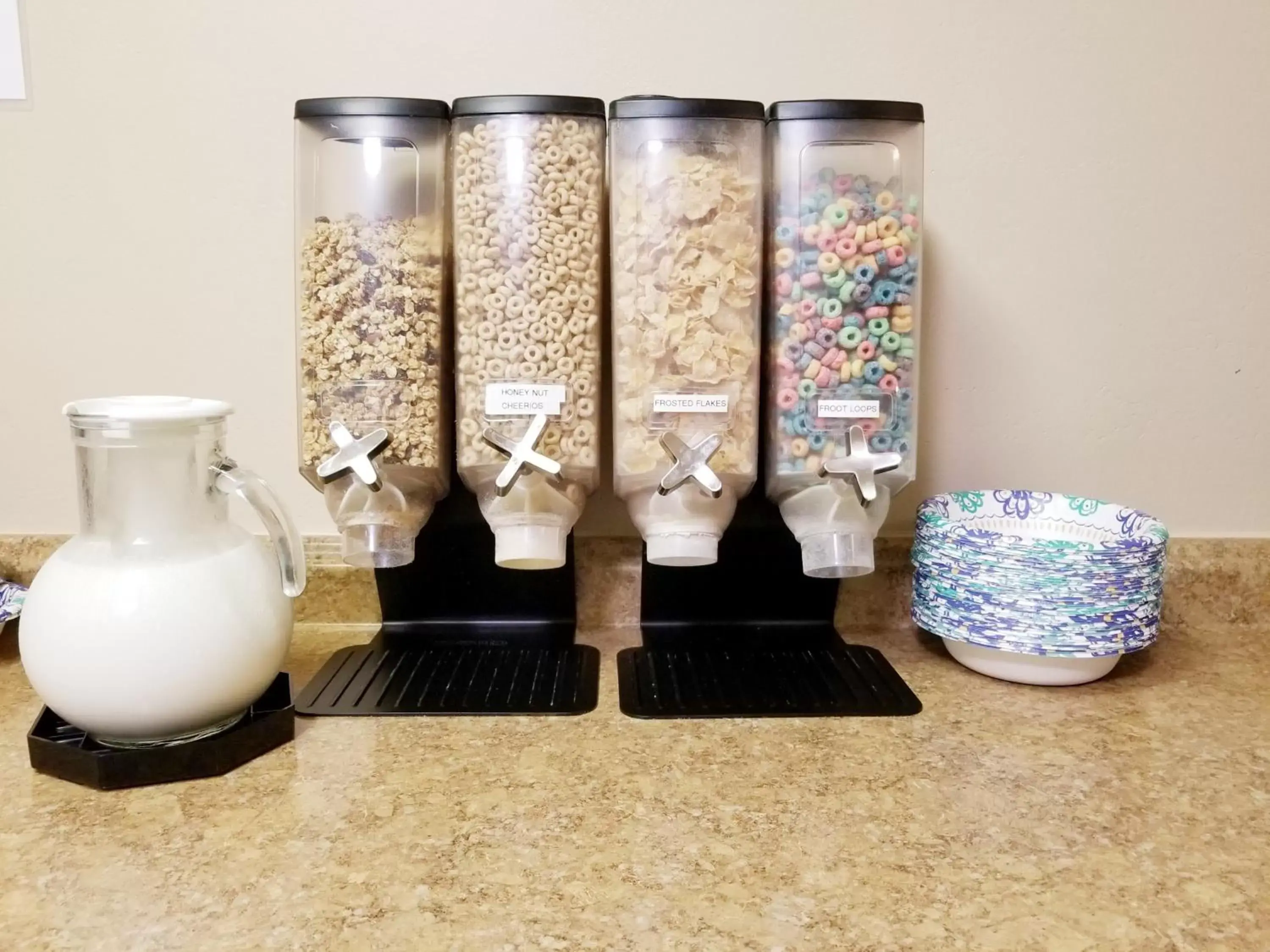 Continental breakfast in Tamarack Beach Hotel Continental breakfast in Tamarack Beach Hotel