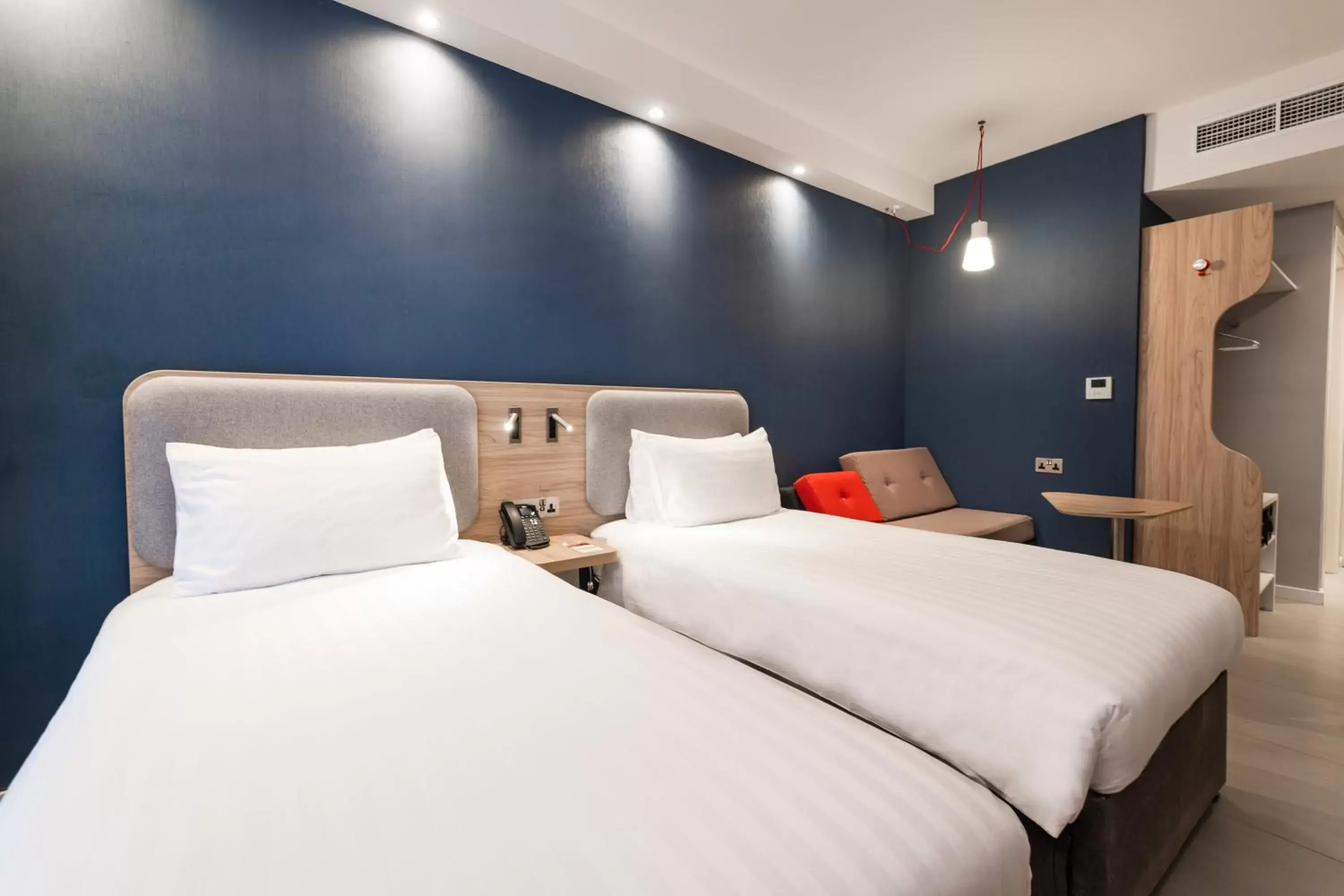 Photo of the whole room, Bed in Holiday Inn Express - Malta, an IHG Hotel