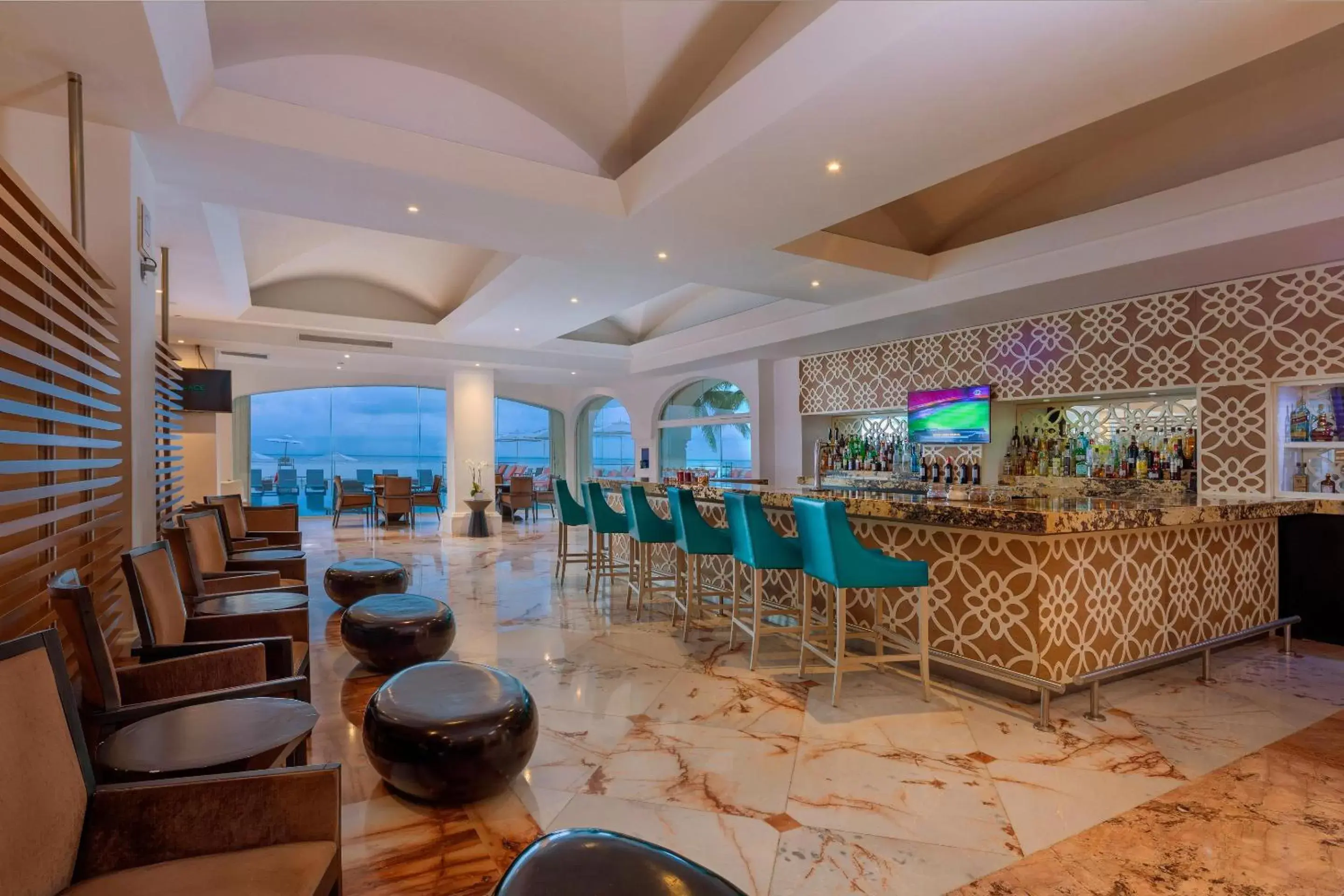 Lounge or bar in Cozumel Palace-All Inclusive
