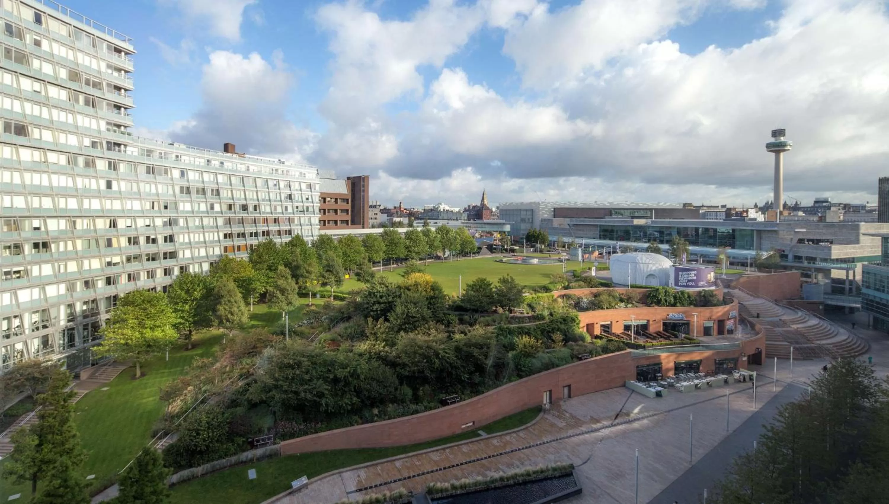 Photo of the whole room in Hilton Liverpool City Centre