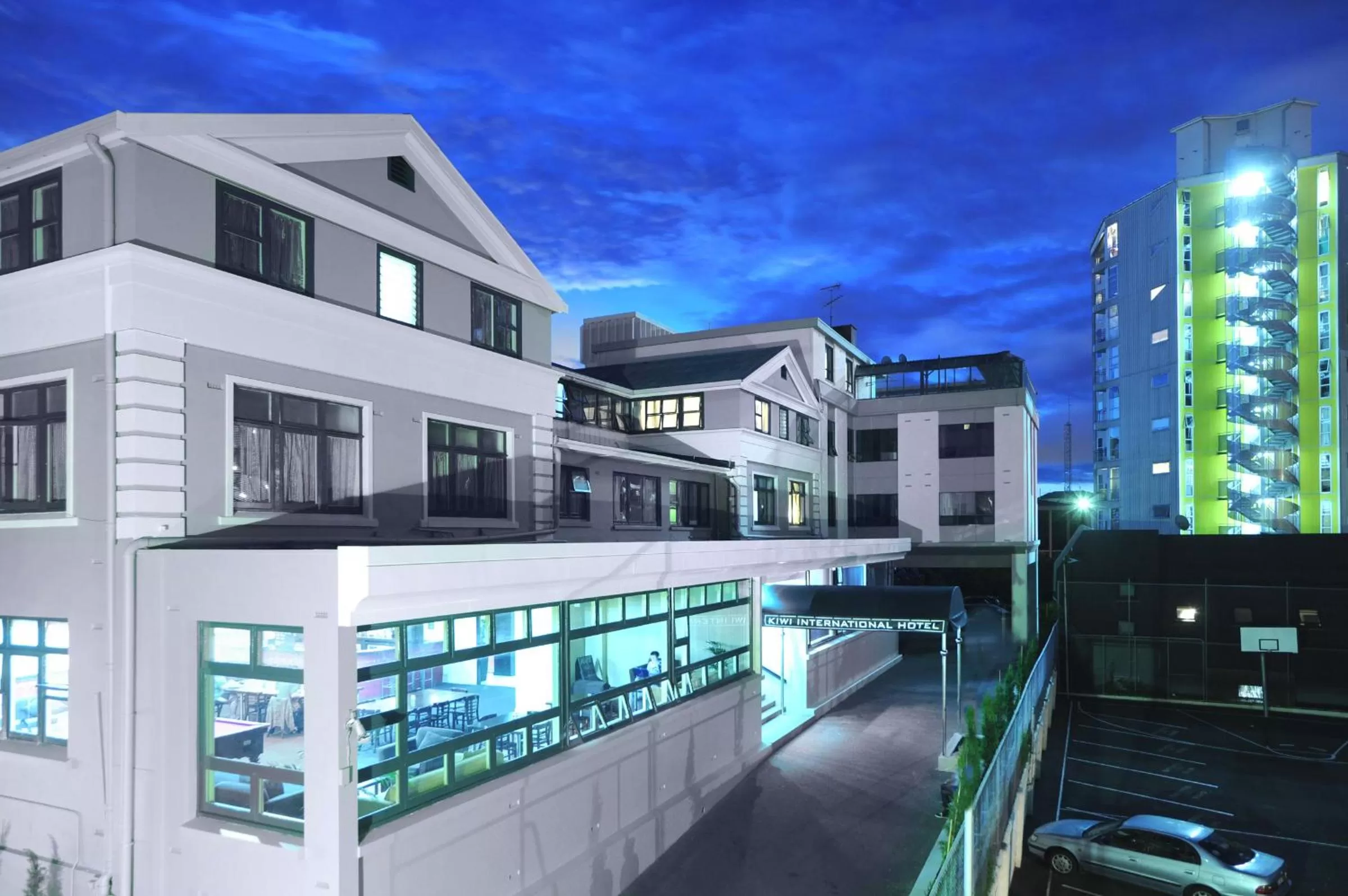Facade/entrance in Kiwi International Hotel