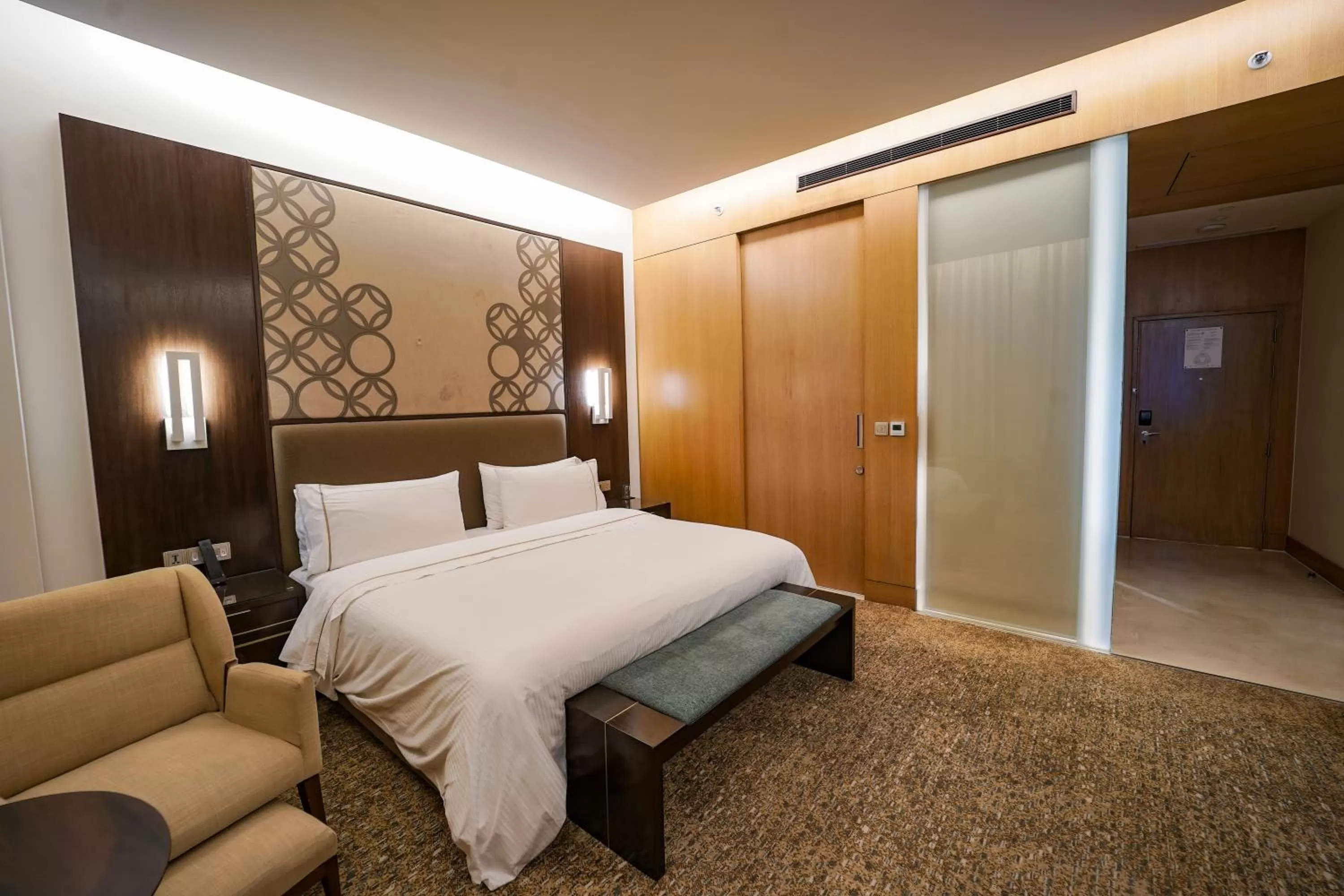 Bed in The Westin Kolkata Rajarhat