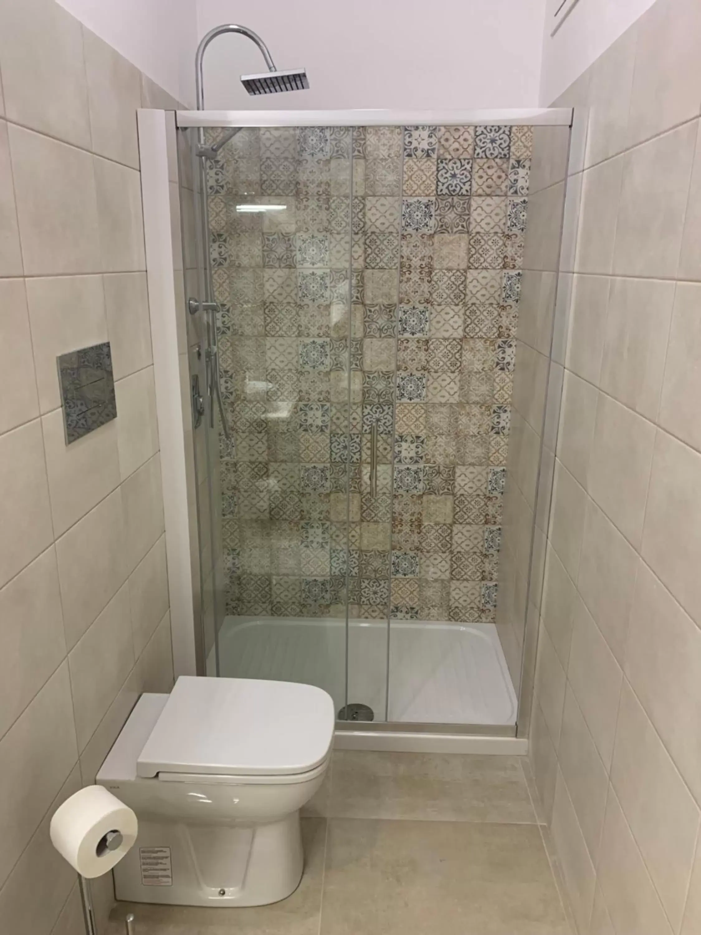 Shower, Bathroom in Le Casuzze di Siculiana