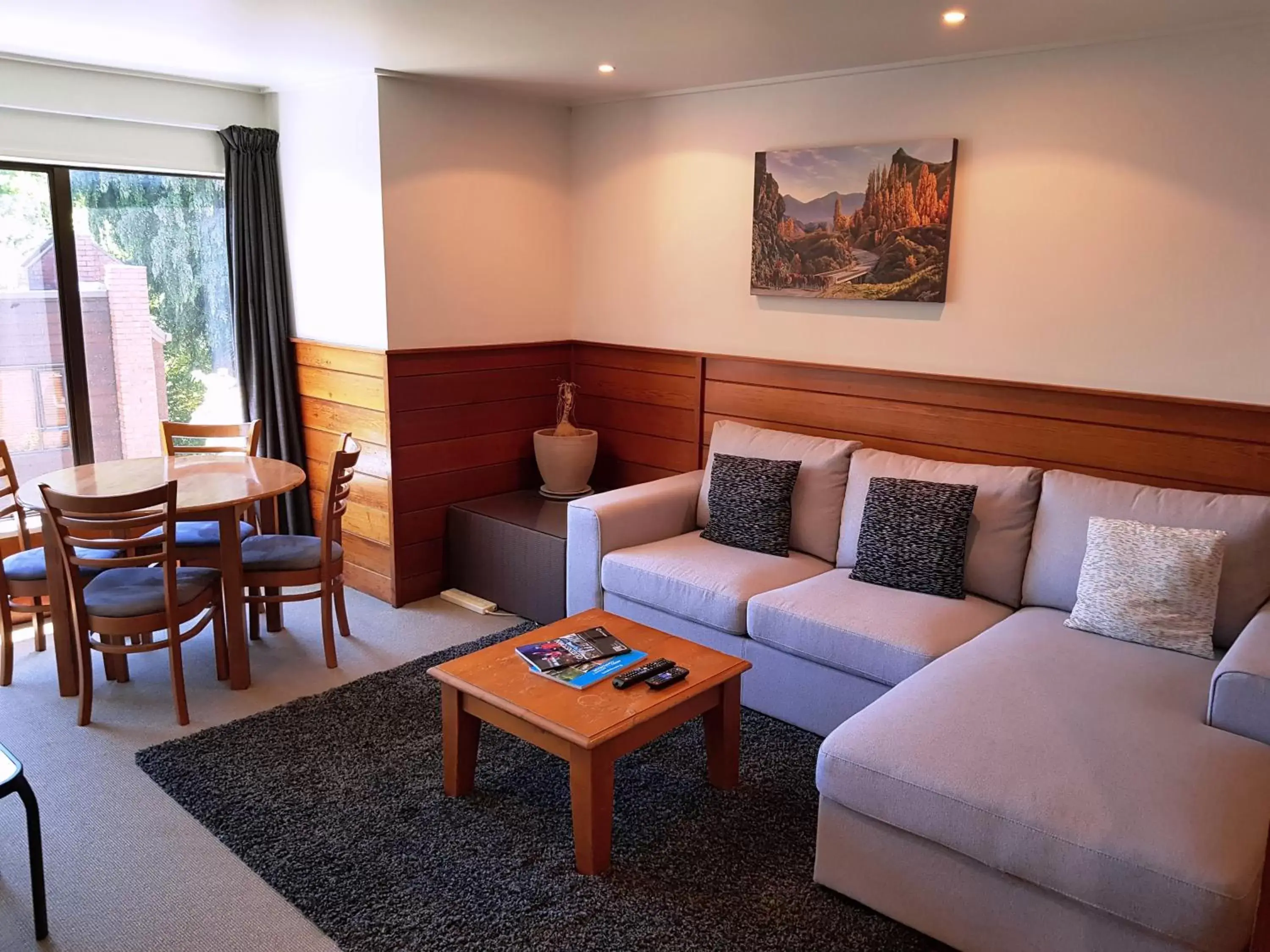 Superior One Bedroom Apartment in St James Apartments Superior One Bedroom Apartment in St James Apartments