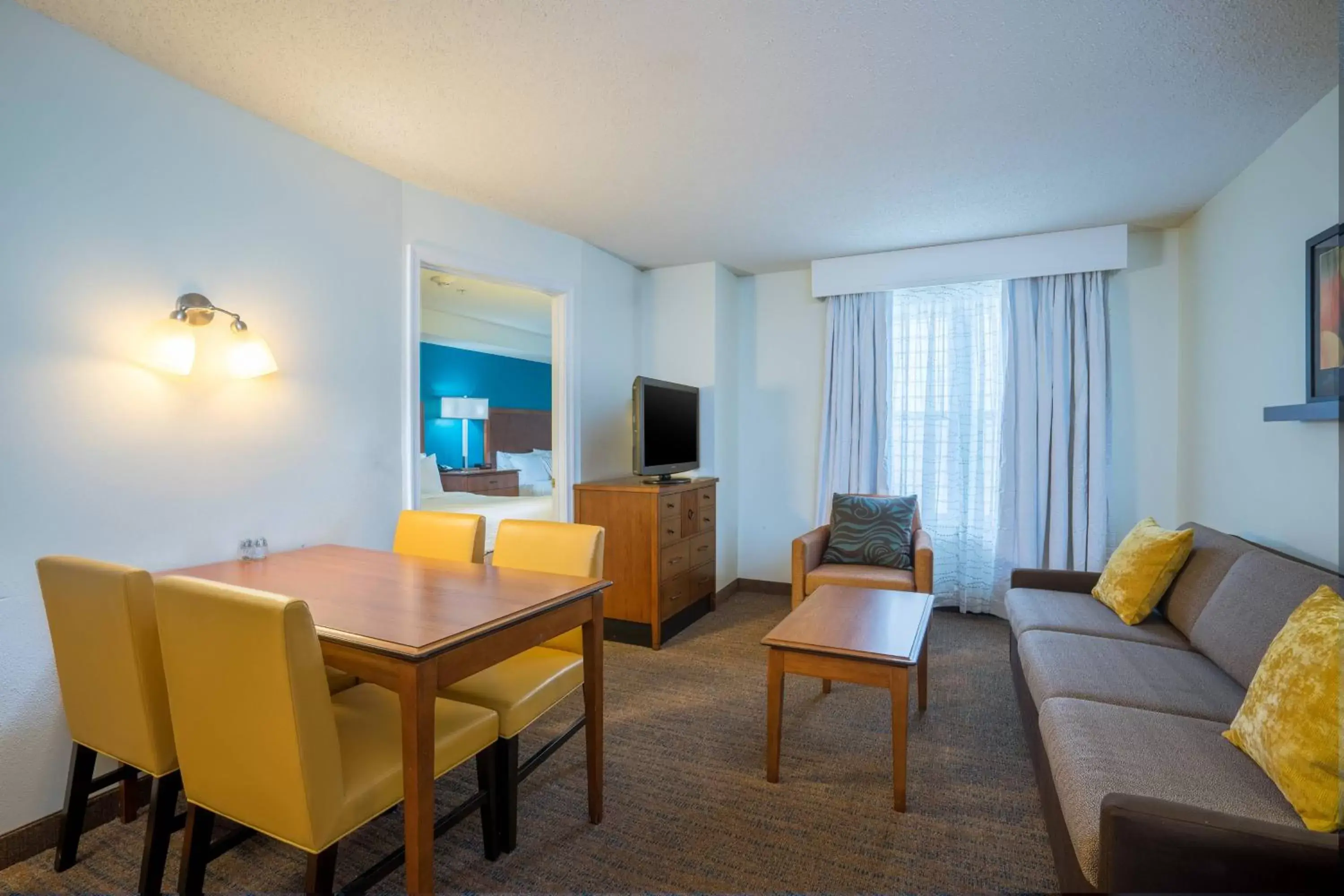 Living room, Seating Area in Residence Inn by Marriott Salisbury