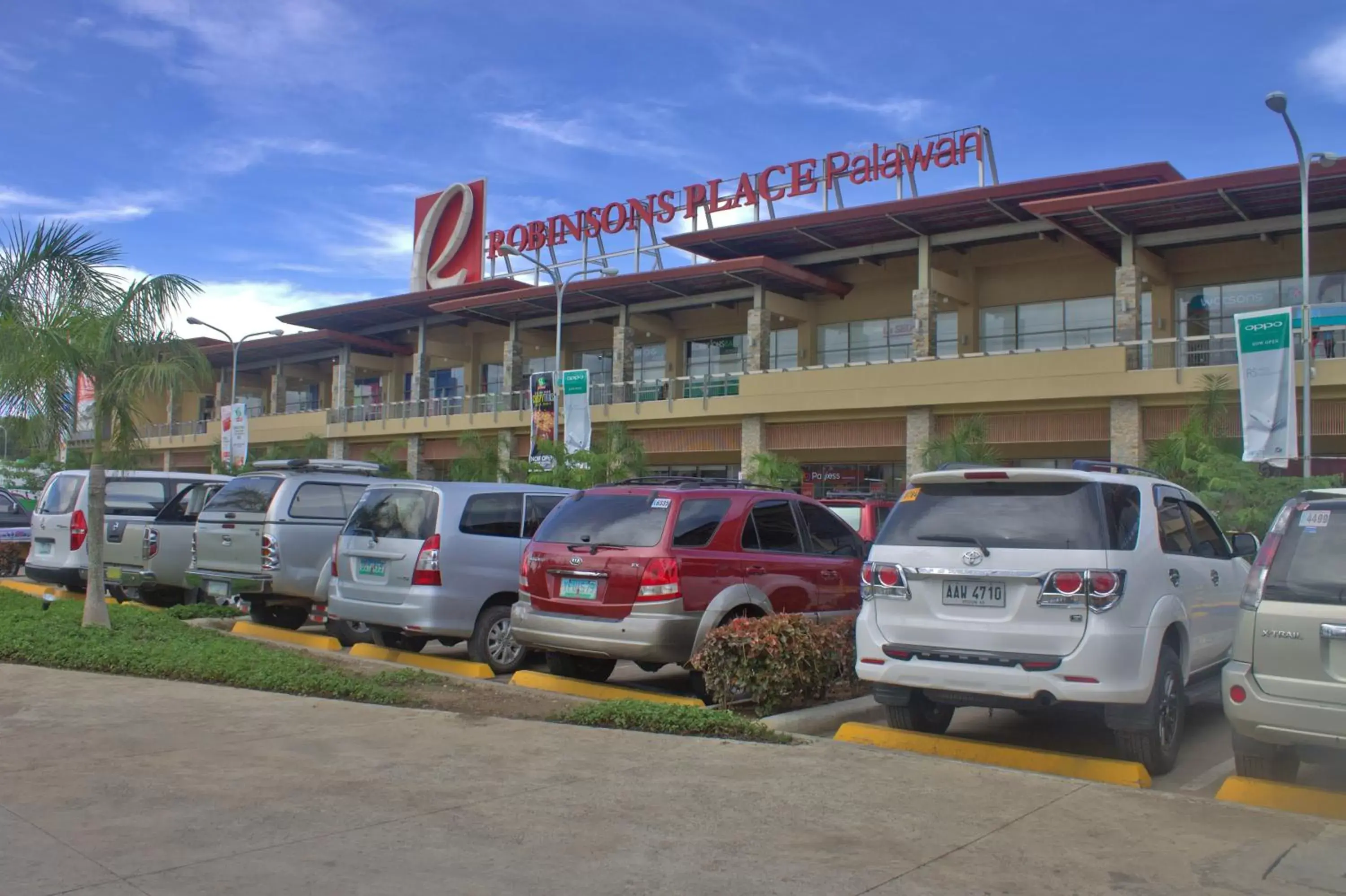 Shopping Area, Property Building in Deep Forest Garden Hotel