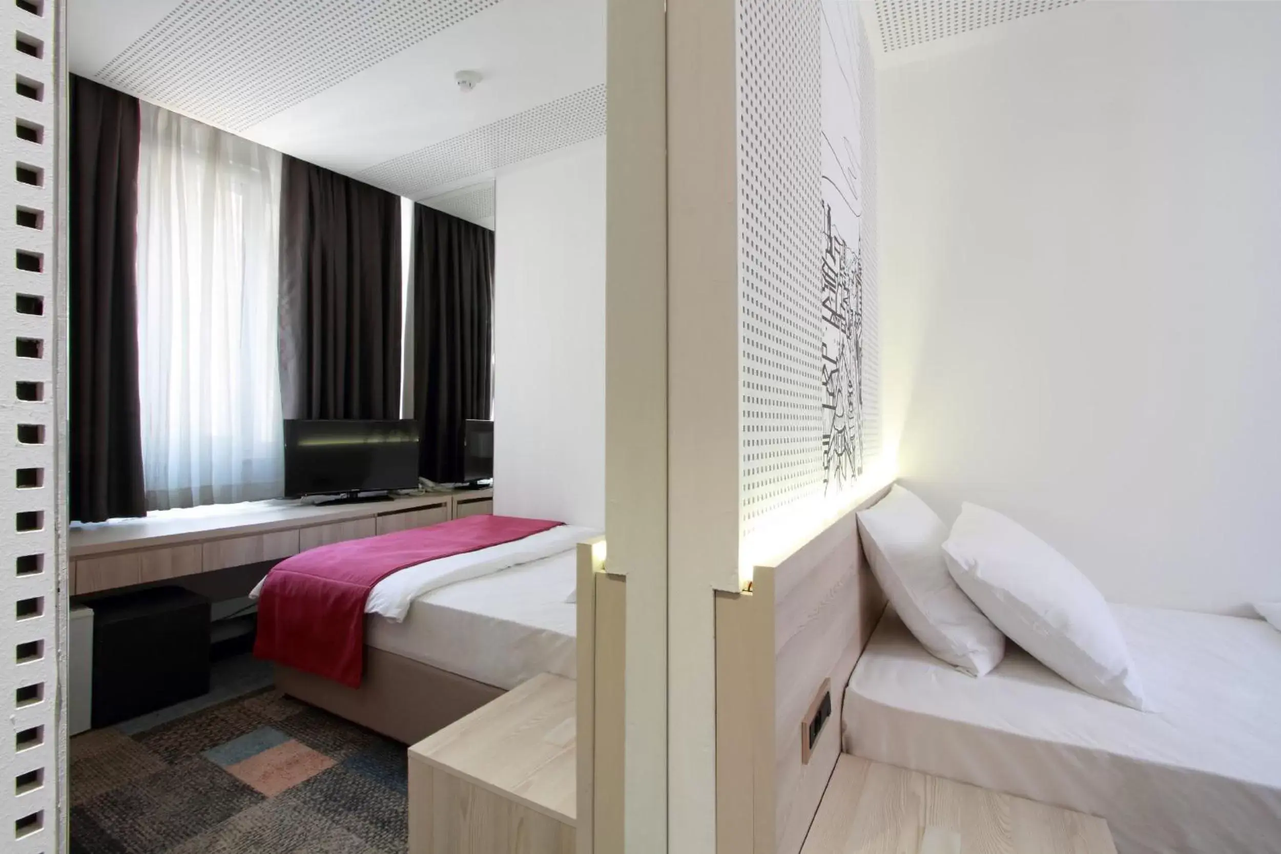 Bed in Hotel Cosmopolit Bed in Hotel Cosmopolit