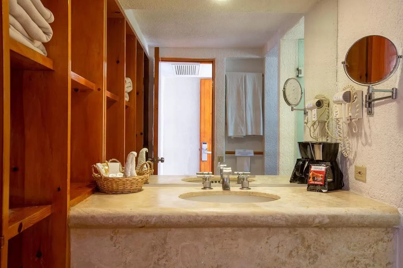 Bathroom in Hotel Los Patios