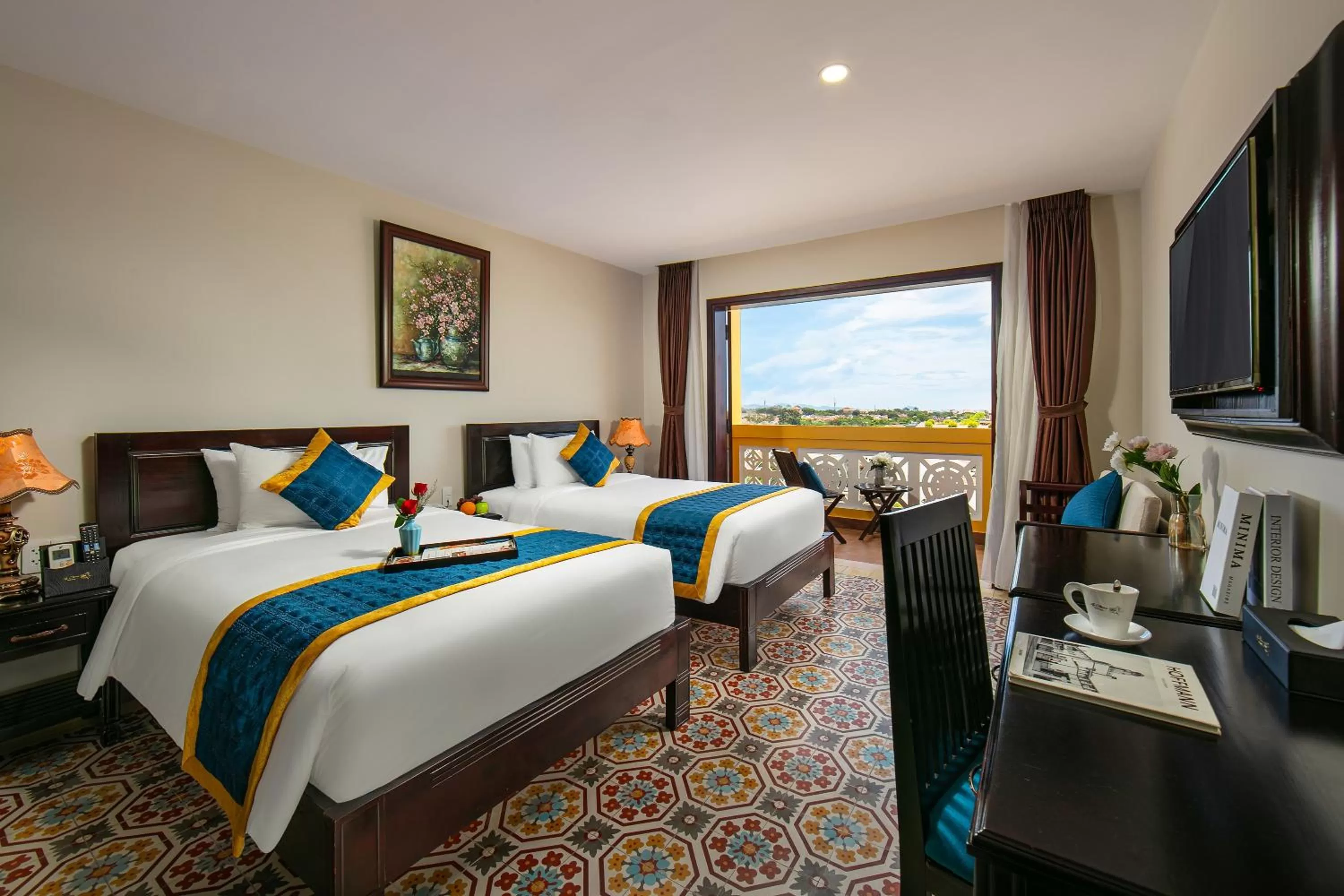 Bed in La Charm Hoi An Hotel & Spa