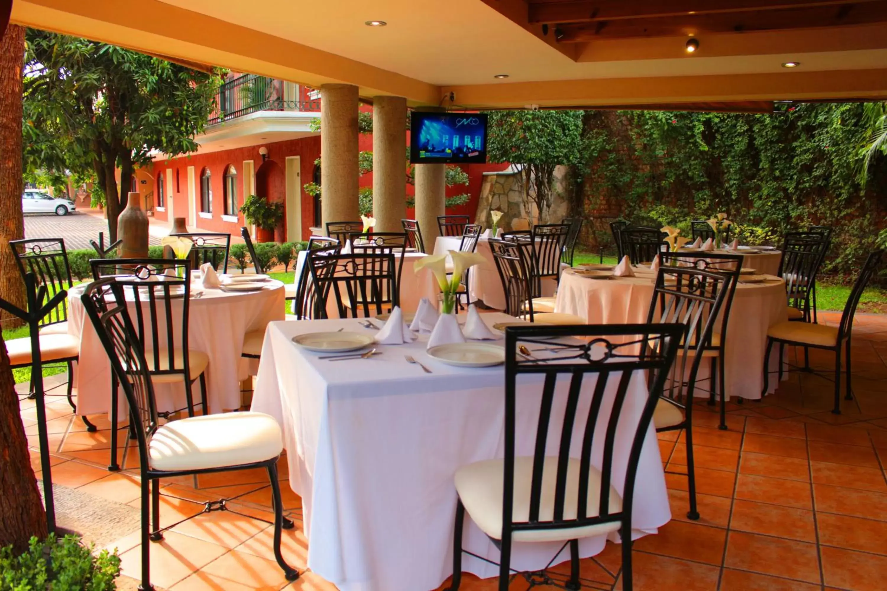 Restaurant/Places to Eat in Meson del Valle