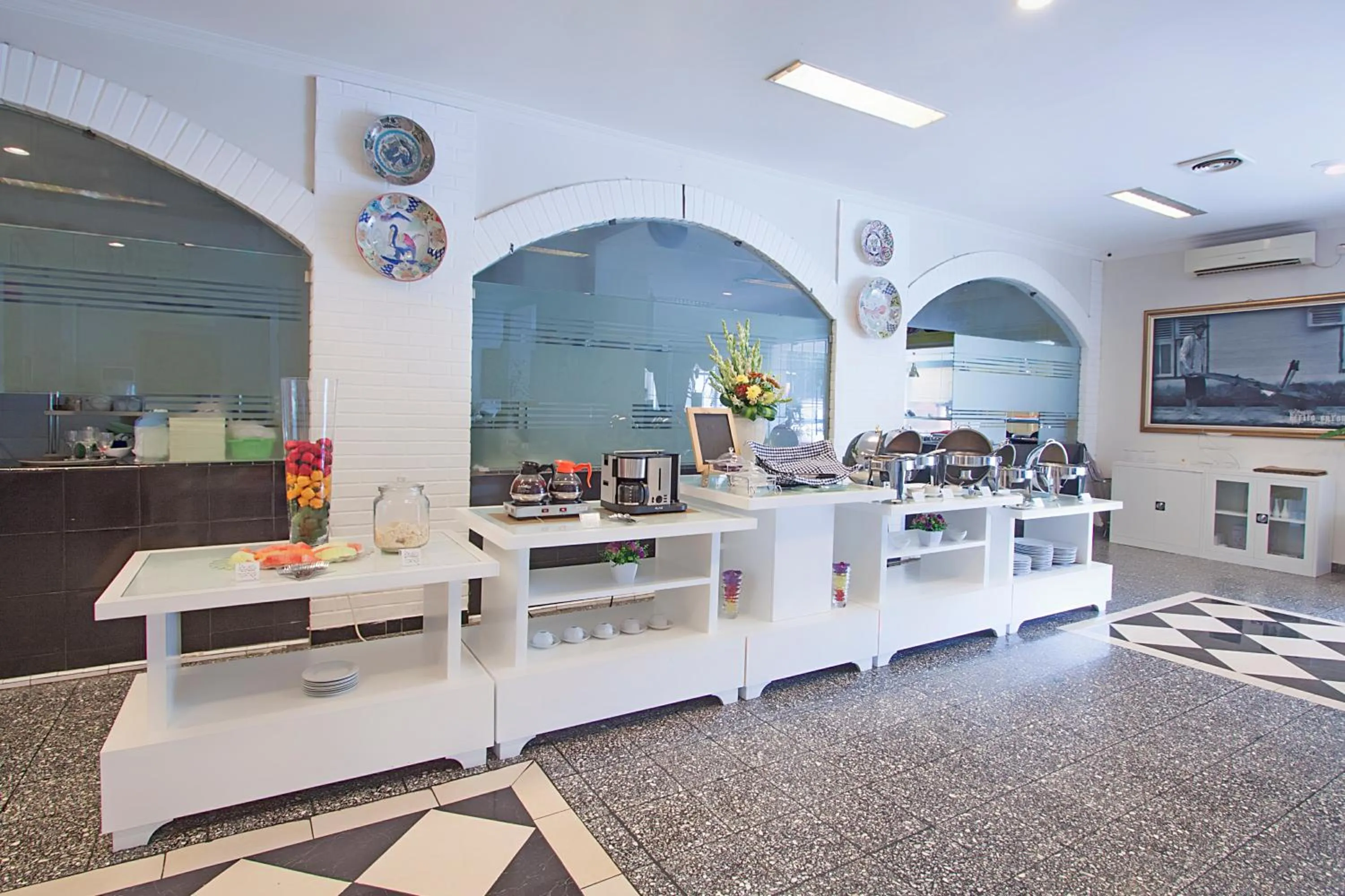 Restaurant/places to eat in F Hotel Jakarta