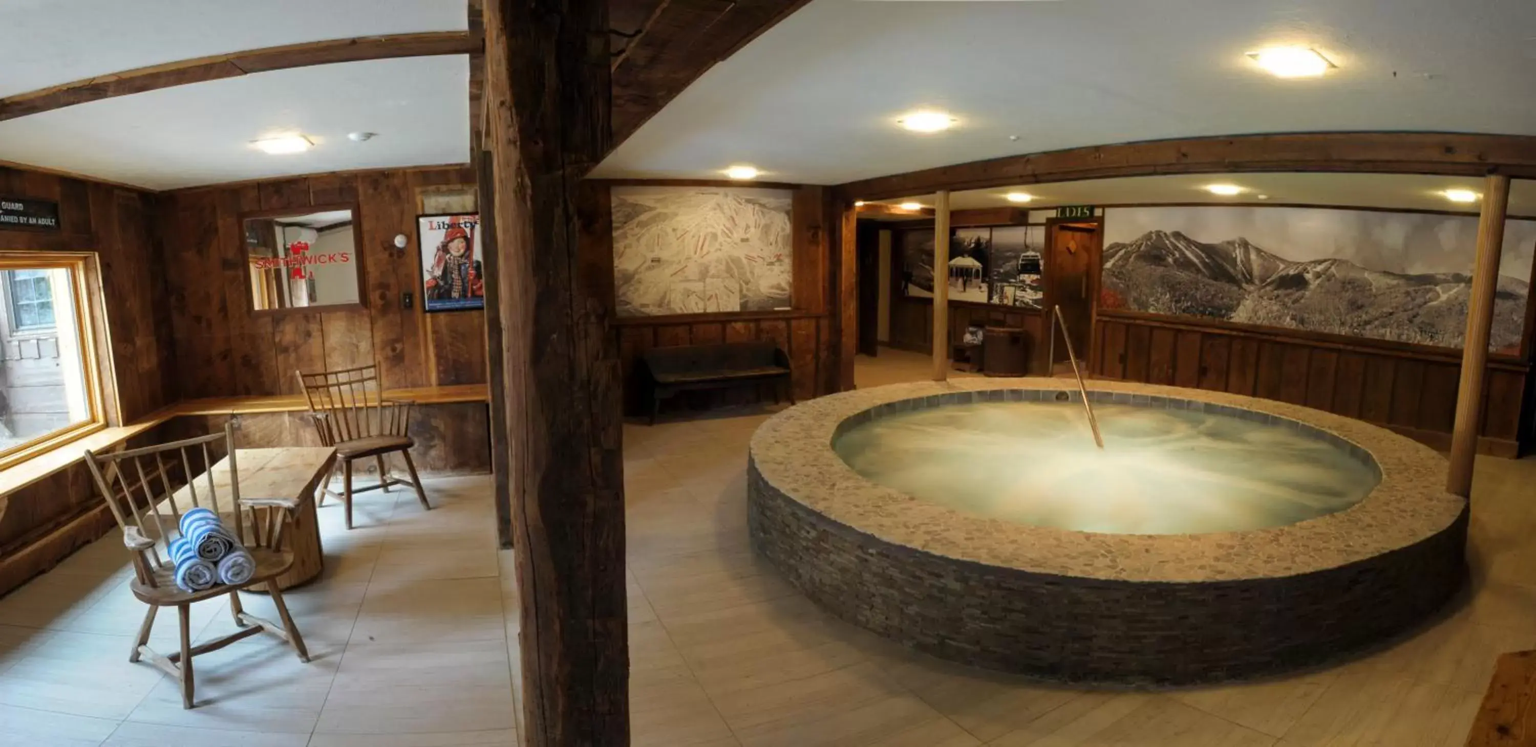 Hot Tub in Summit Lodge