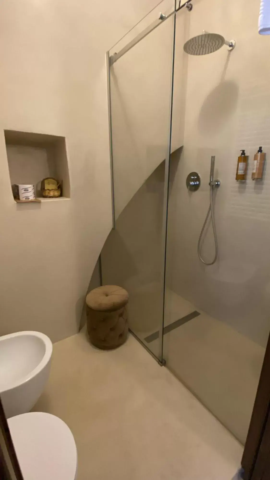 Shower, Bathroom in Santo Stefano Home & Breakfast