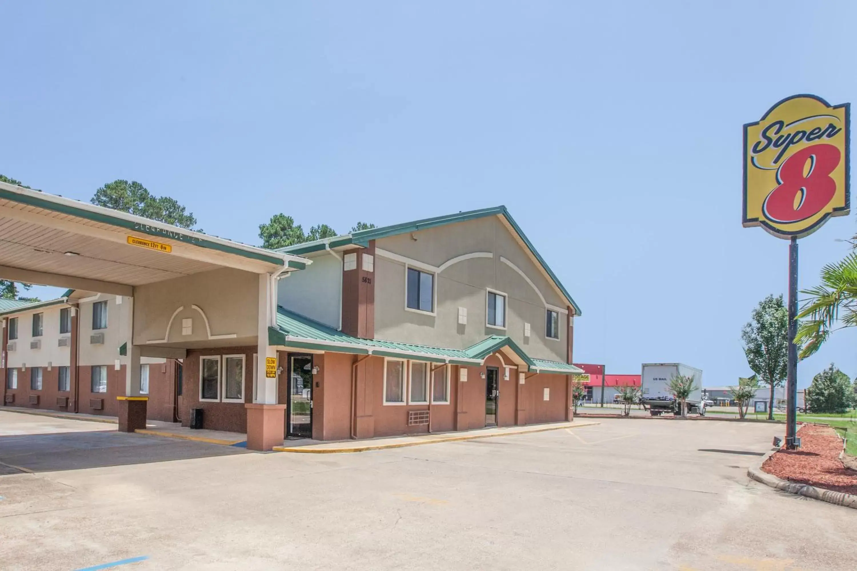 Facade/entrance, Property Building in Super 8 by Wyndham Natchitoches