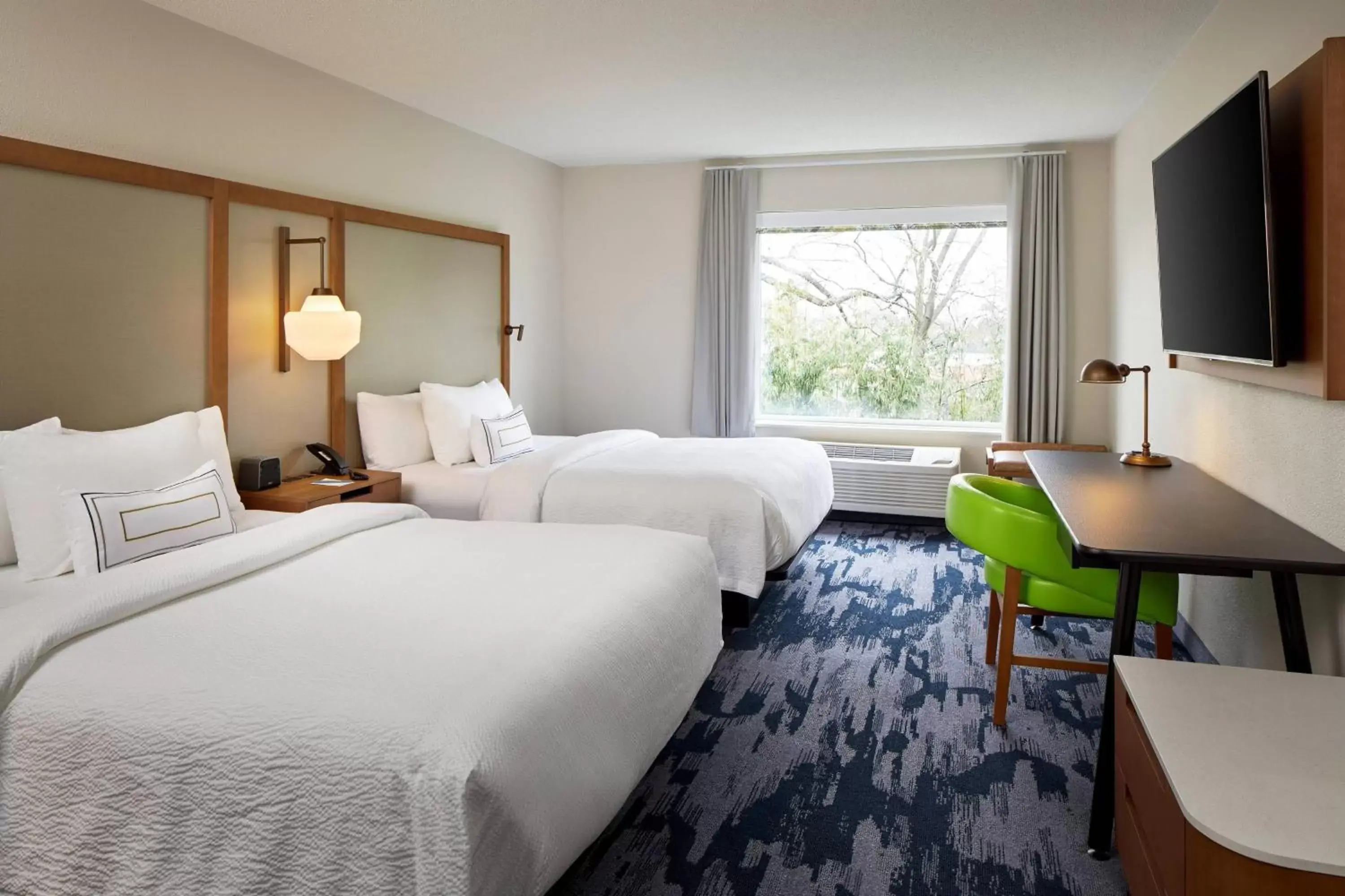 Photo of the whole room, Bed in Fairfield Inn & Suites by Marriott Virginia Beach/Norfolk Airport