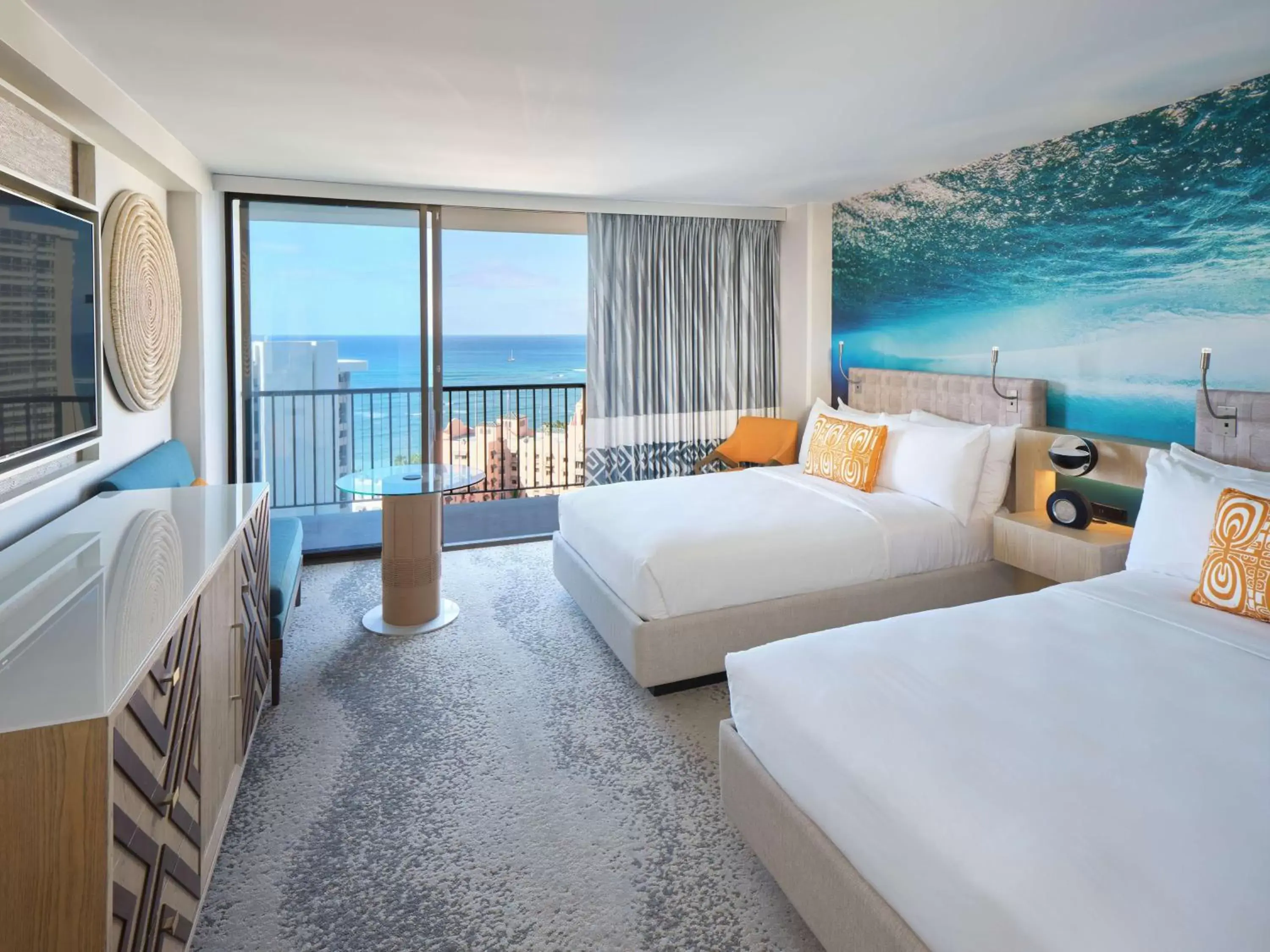 Bedroom, Sea View in OUTRIGGER Waikiki Beachcomber Hotel