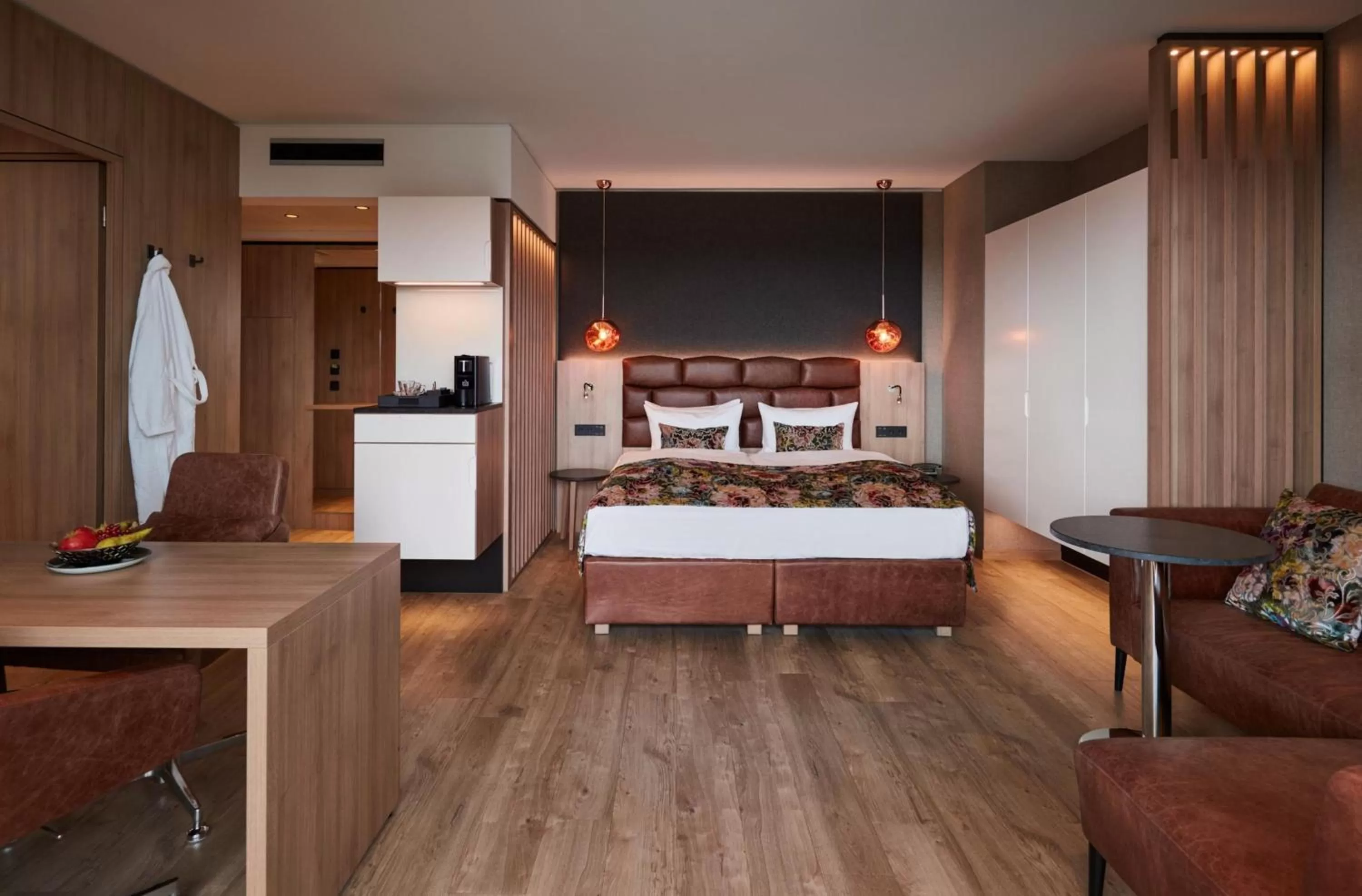 Photo of the whole room, Bed in Holiday Inn - Osnabrück by IHG