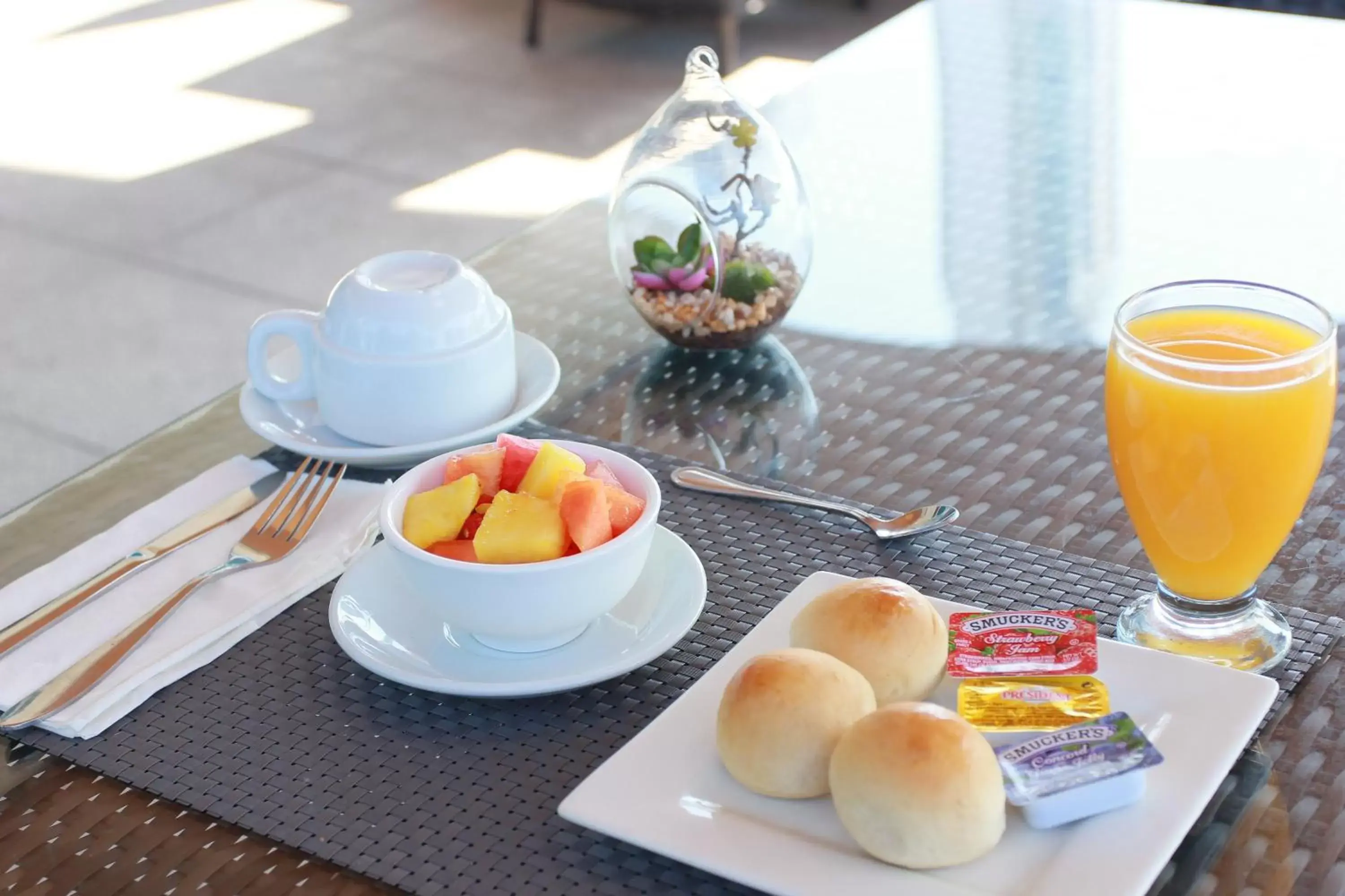Continental breakfast, Breakfast in Hotel Bahía Suites
