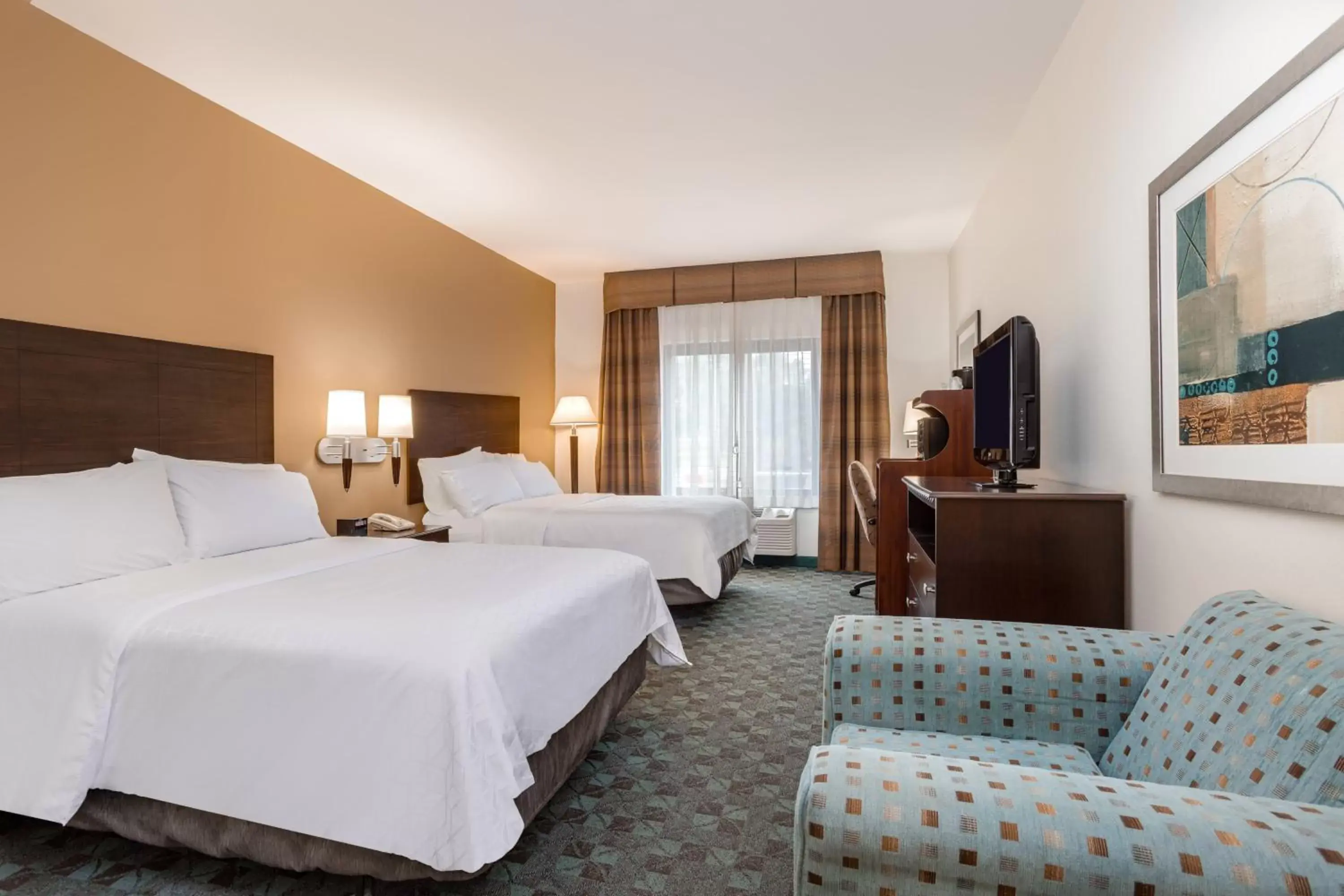 Standard Queen Room with Two Queen Beds and Roll-In Shower - Mobility Access in Holiday Inn Express Hotel & Suites Canton by IHG Standard Queen Room with Two Queen Beds and Roll-In Shower - Mobility Access in Holiday Inn Express Hotel & Suites Canton by IHG