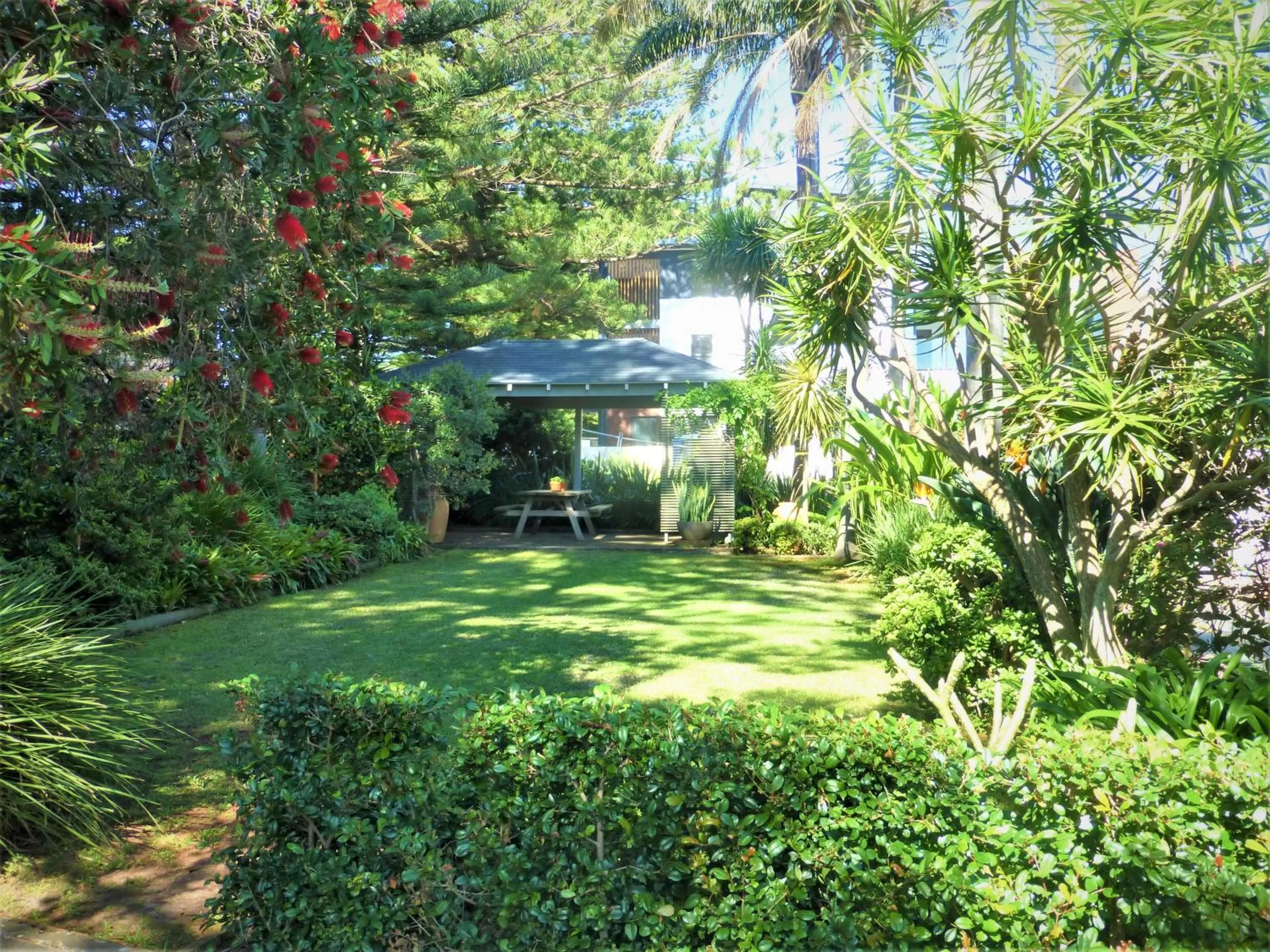 Garden in Park Ridge Retreat