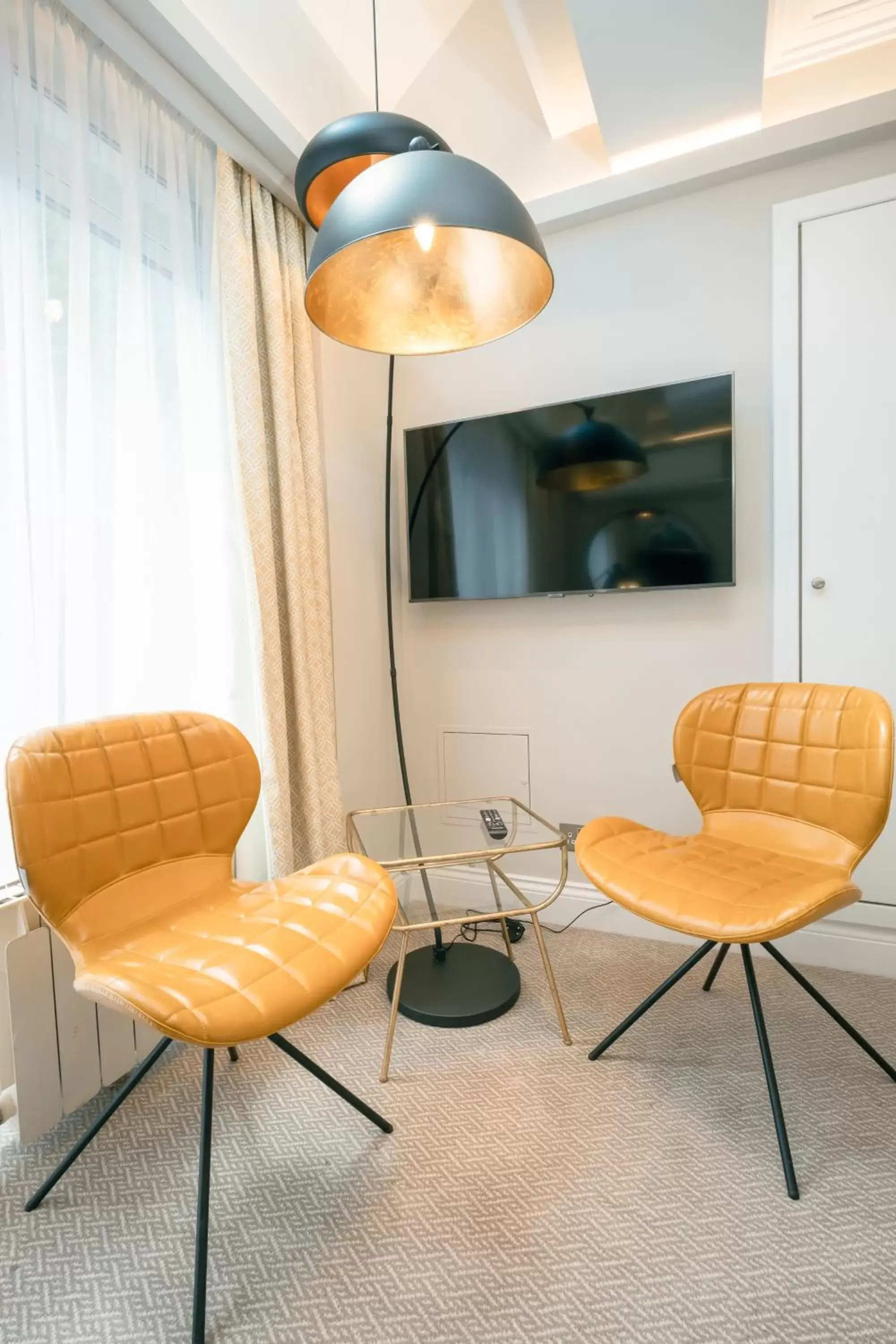 Bedroom, Seating Area in Roxford Lodge Hotel