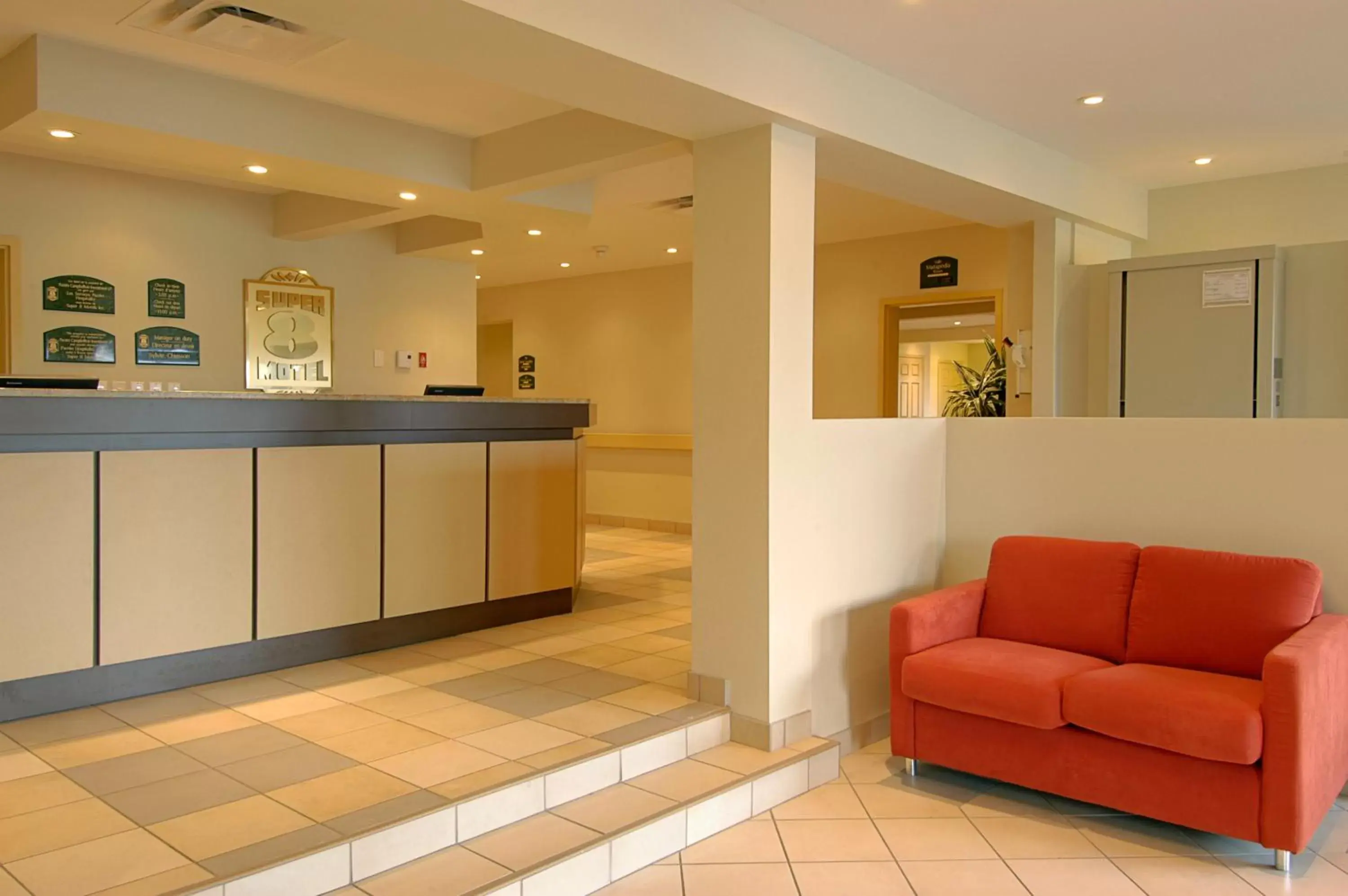 Lobby or reception, Lobby/Reception in Super 8 by Wyndham Campbellton NB