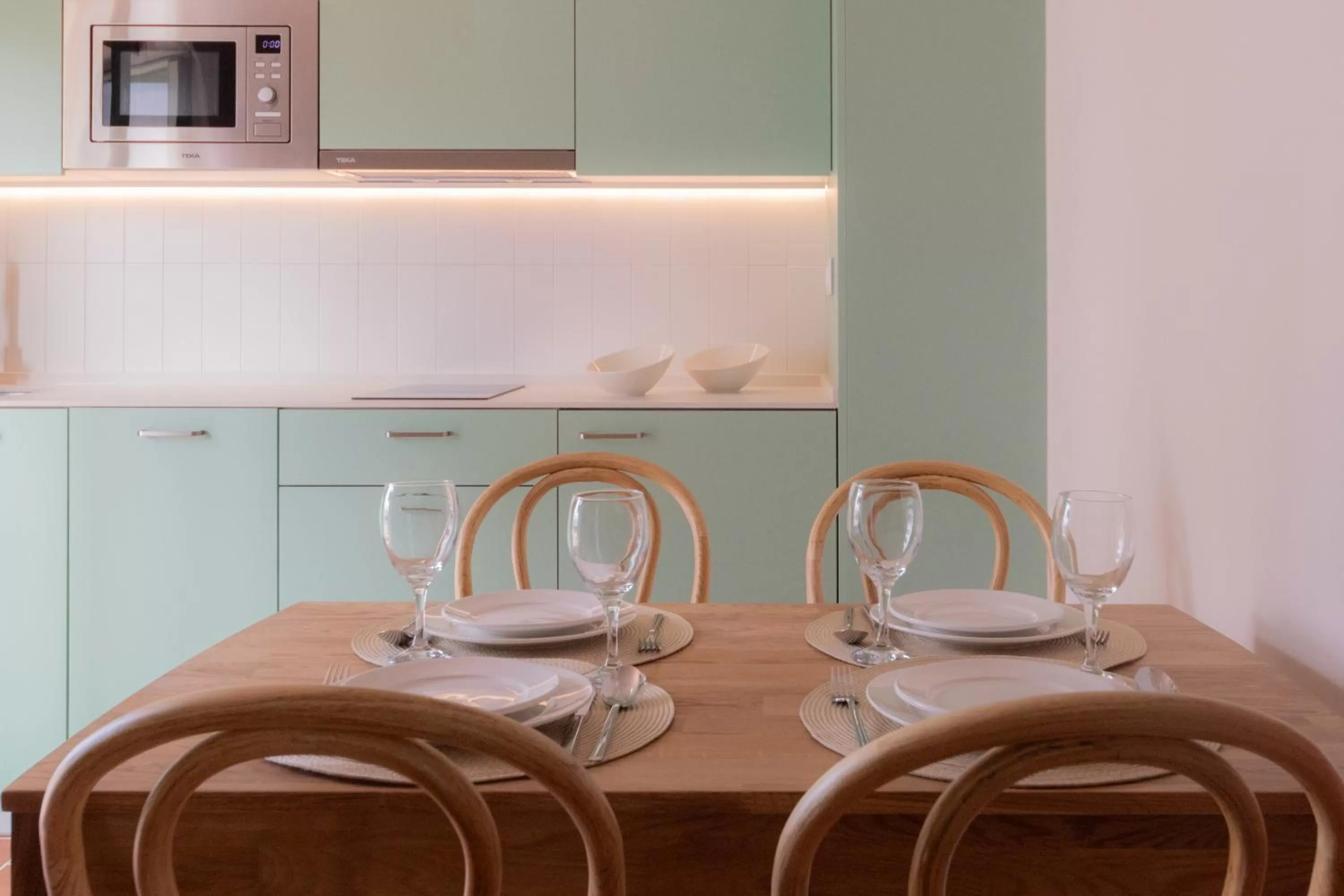 Kitchen or kitchenette, Dining Area in Terra Aurea Aparthotel