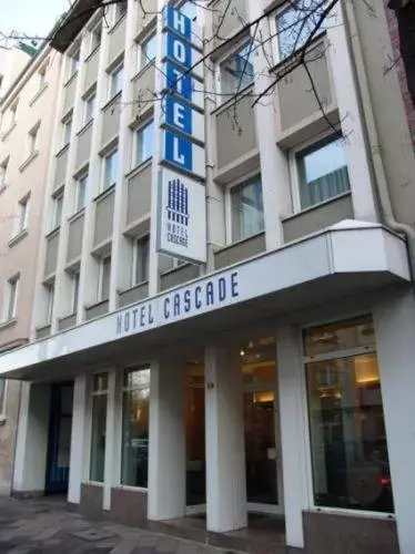 Facade/entrance, Property Building in Hotel Cascade Superior